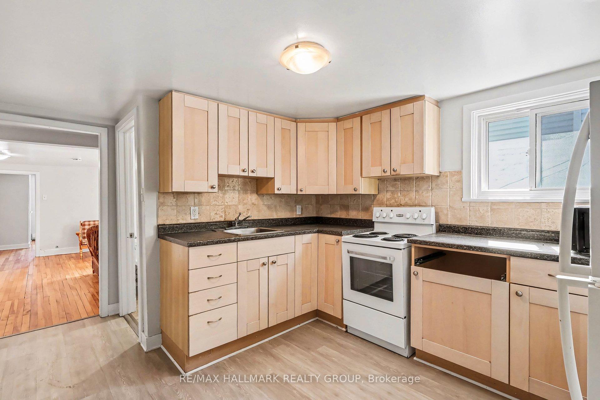 Photo 8 of Unit 2, 64 Cobourg Street, Ottawa, Lower Town — HOMEH