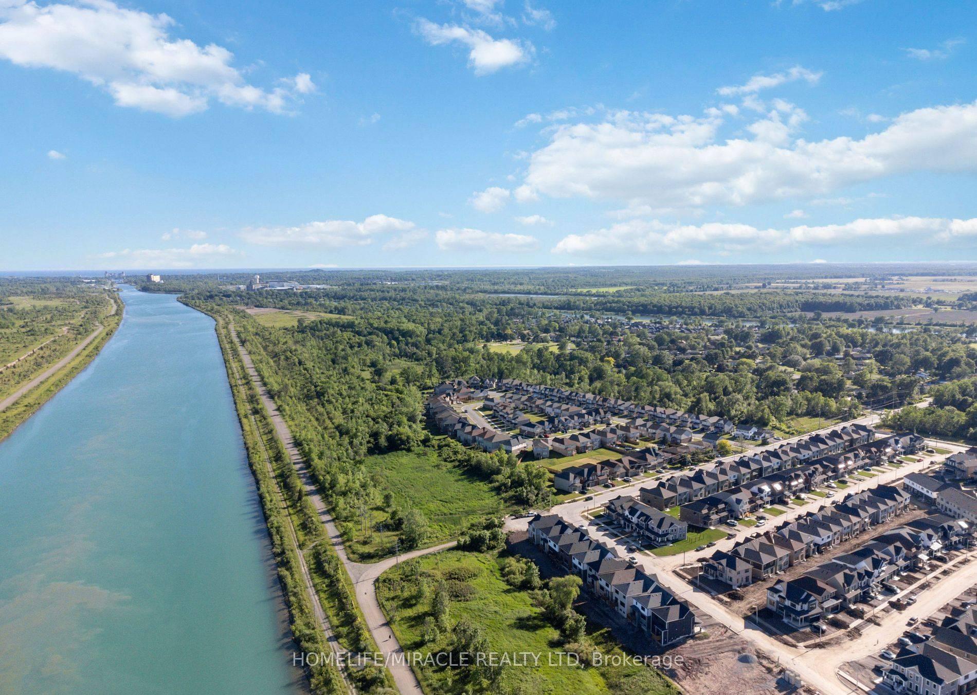 Photo 2 of 66 Aviron Crescent, Welland, Dain City — HOMEH