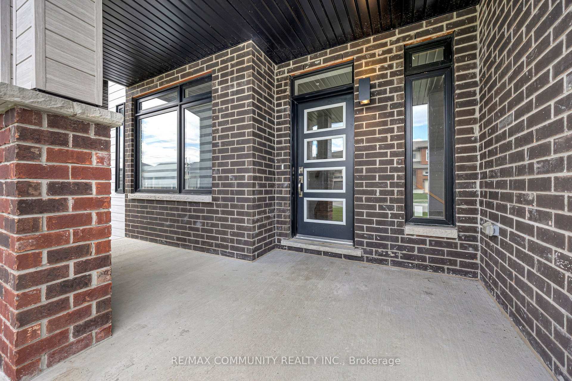 Photo 4 of 3169 Searidge Street, Severn, West Shore — HOMEH