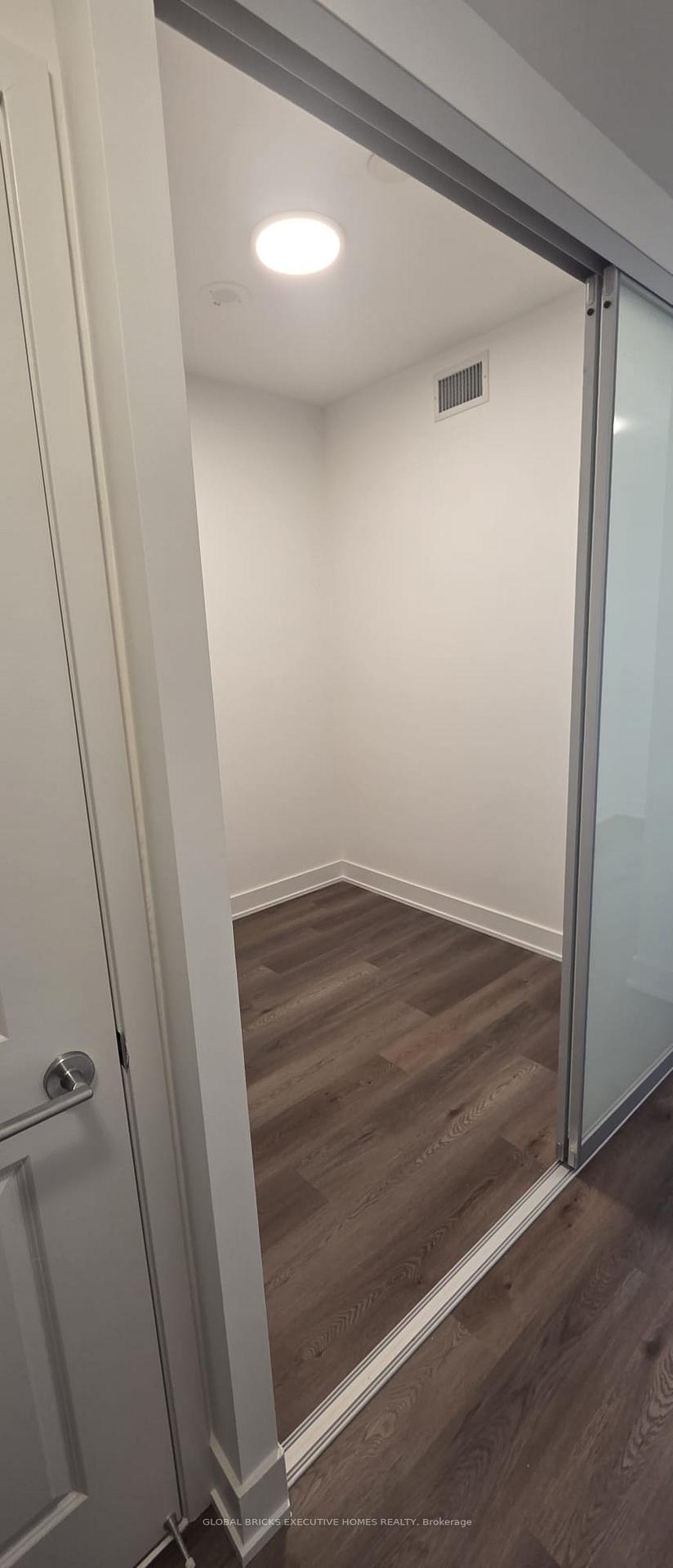 Photo 6 of Unit 1012B, 115 Nipissing Road, Milton, Timberlea — HOMEH