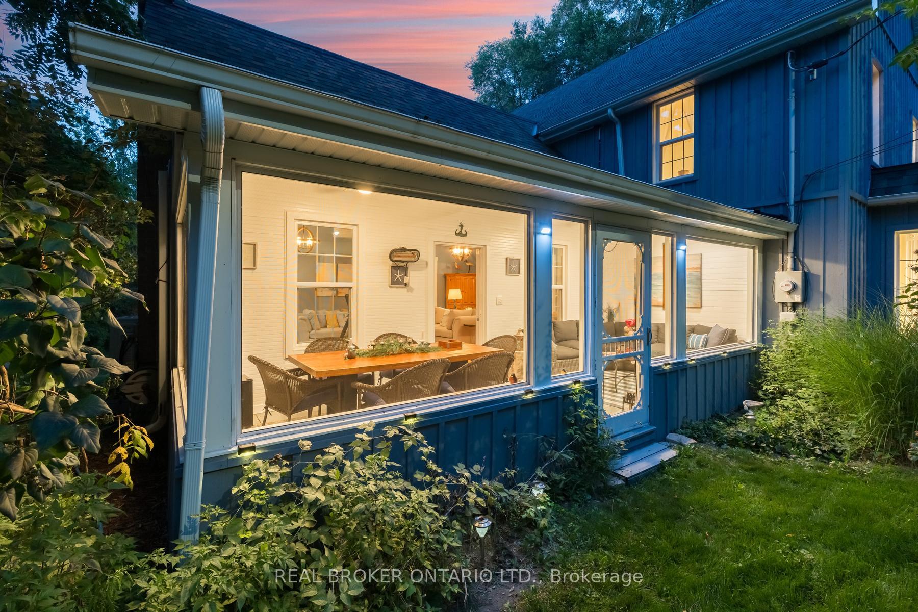 Photo 3 of 25 Stewarttown Road, Halton Hills, Stewarttown — HOMEH