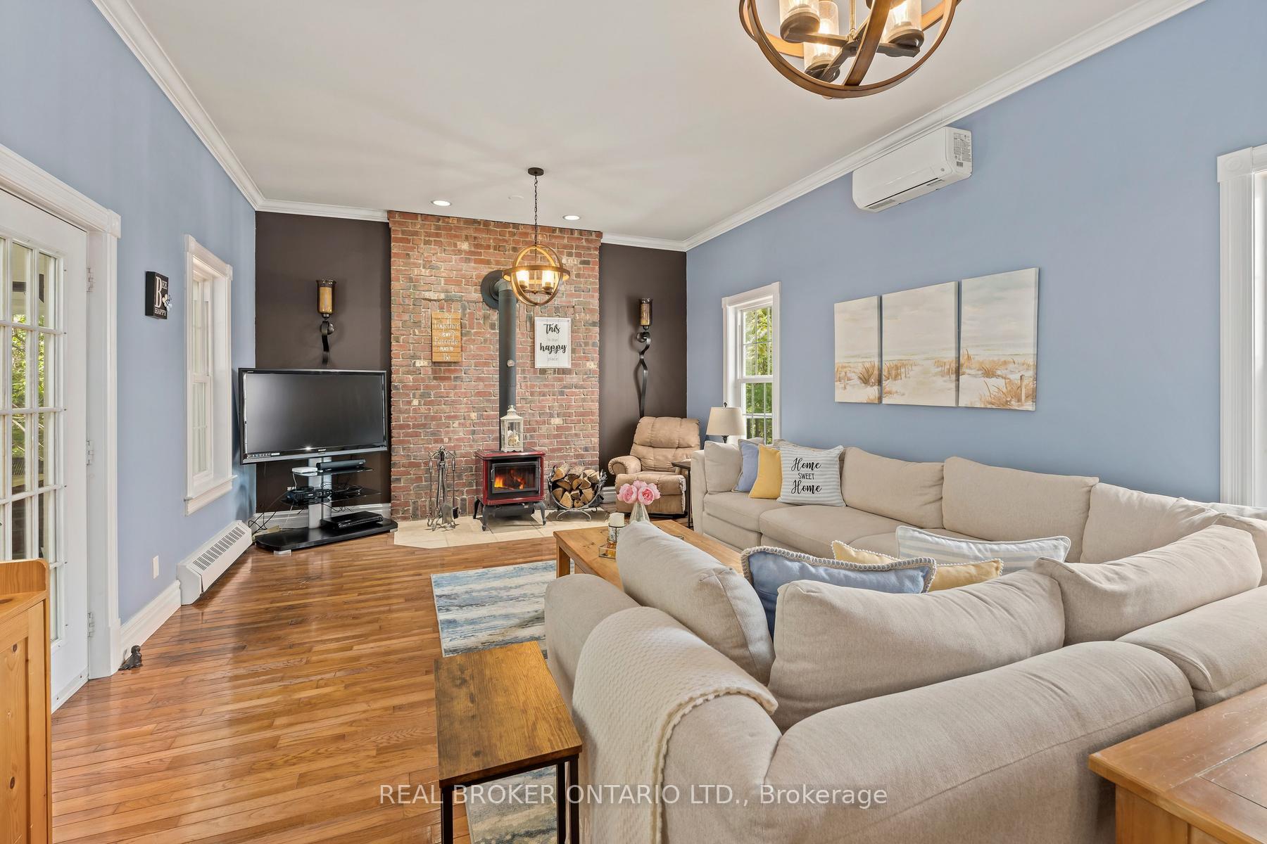 Photo 12 of 25 Stewarttown Road, Halton Hills, Stewarttown — HOMEH