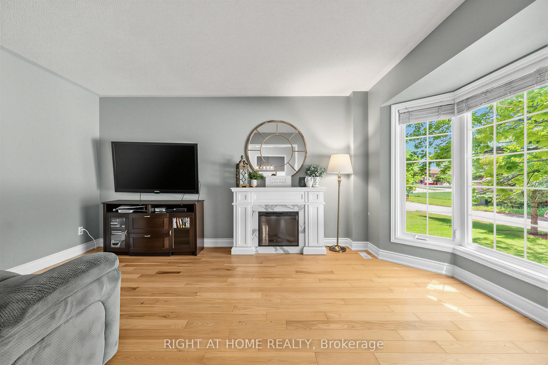 Photo 20 of 2114 Hughes Drive, Innisfil, Rural Innisfil — HOMEH