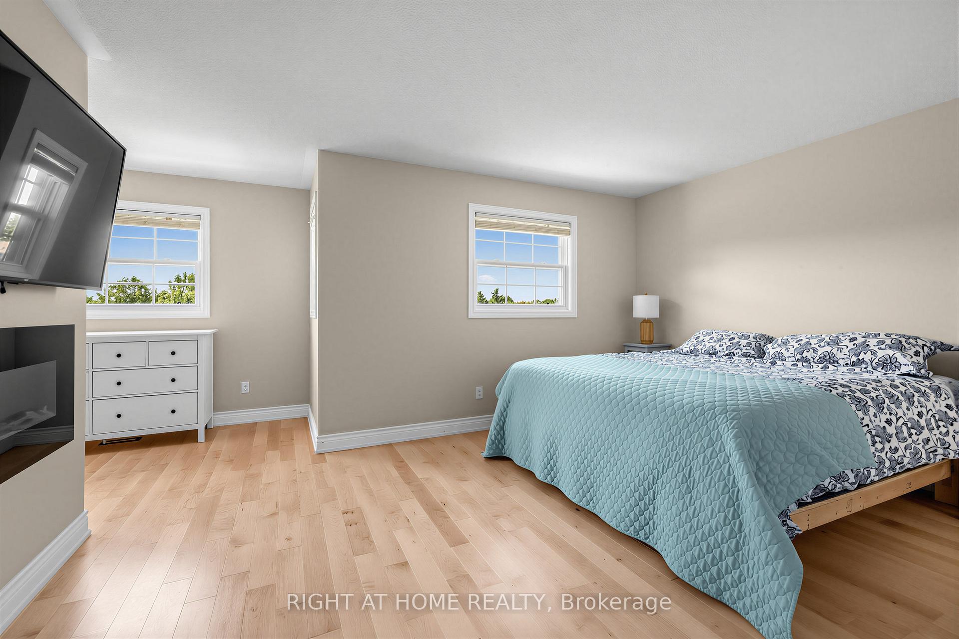 Photo 26 of 2114 Hughes Drive, Innisfil, Rural Innisfil — HOMEH