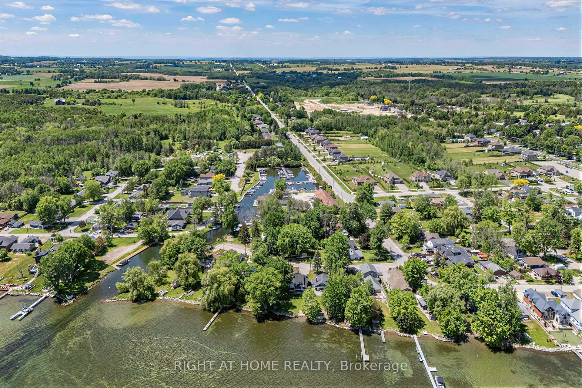 Photo 40 of 2114 Hughes Drive, Innisfil, Rural Innisfil — HOMEH