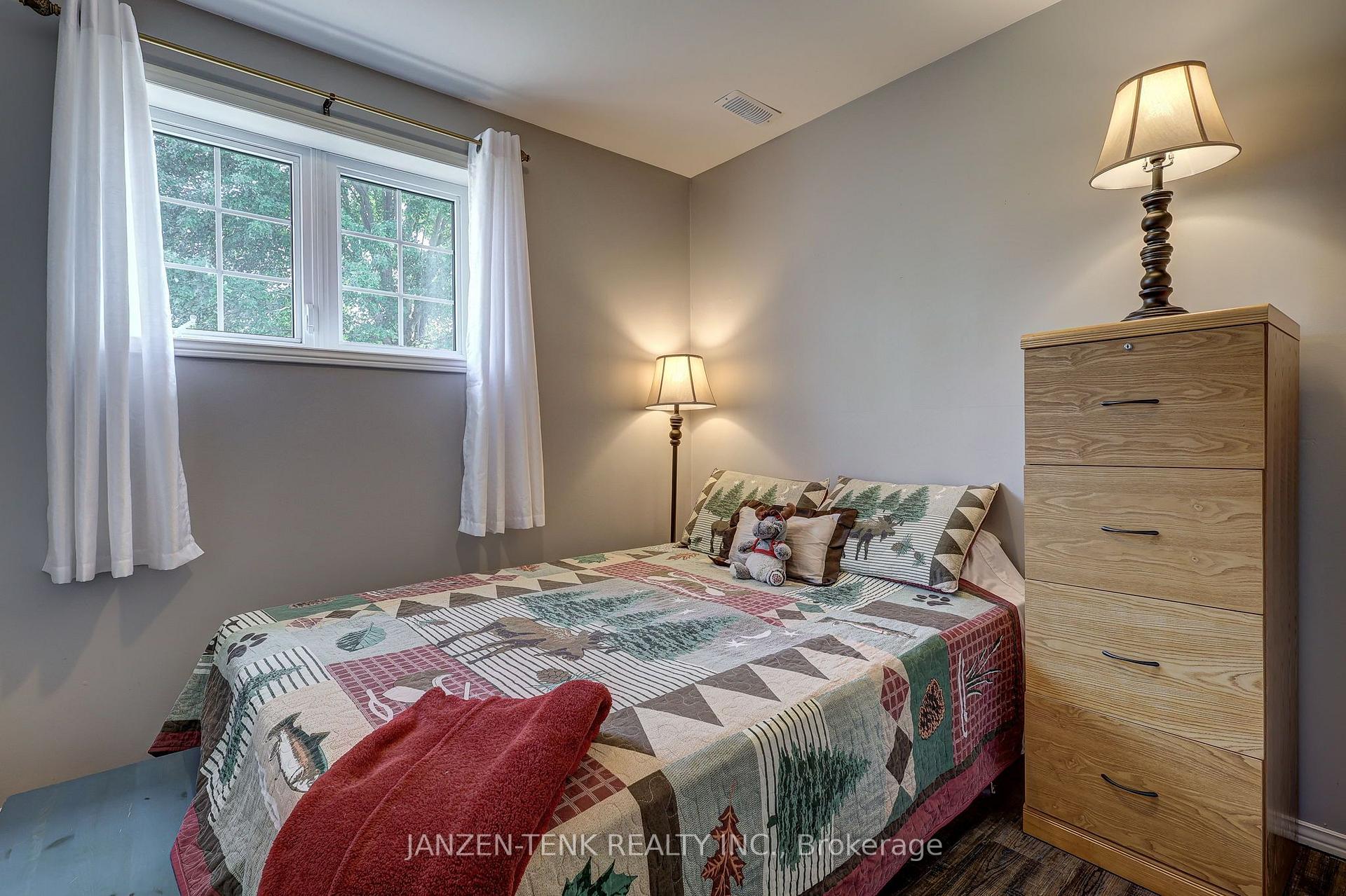 Photo 30 of 49988 Catherina Street, Malahide, Rural Malahide — HOMEH