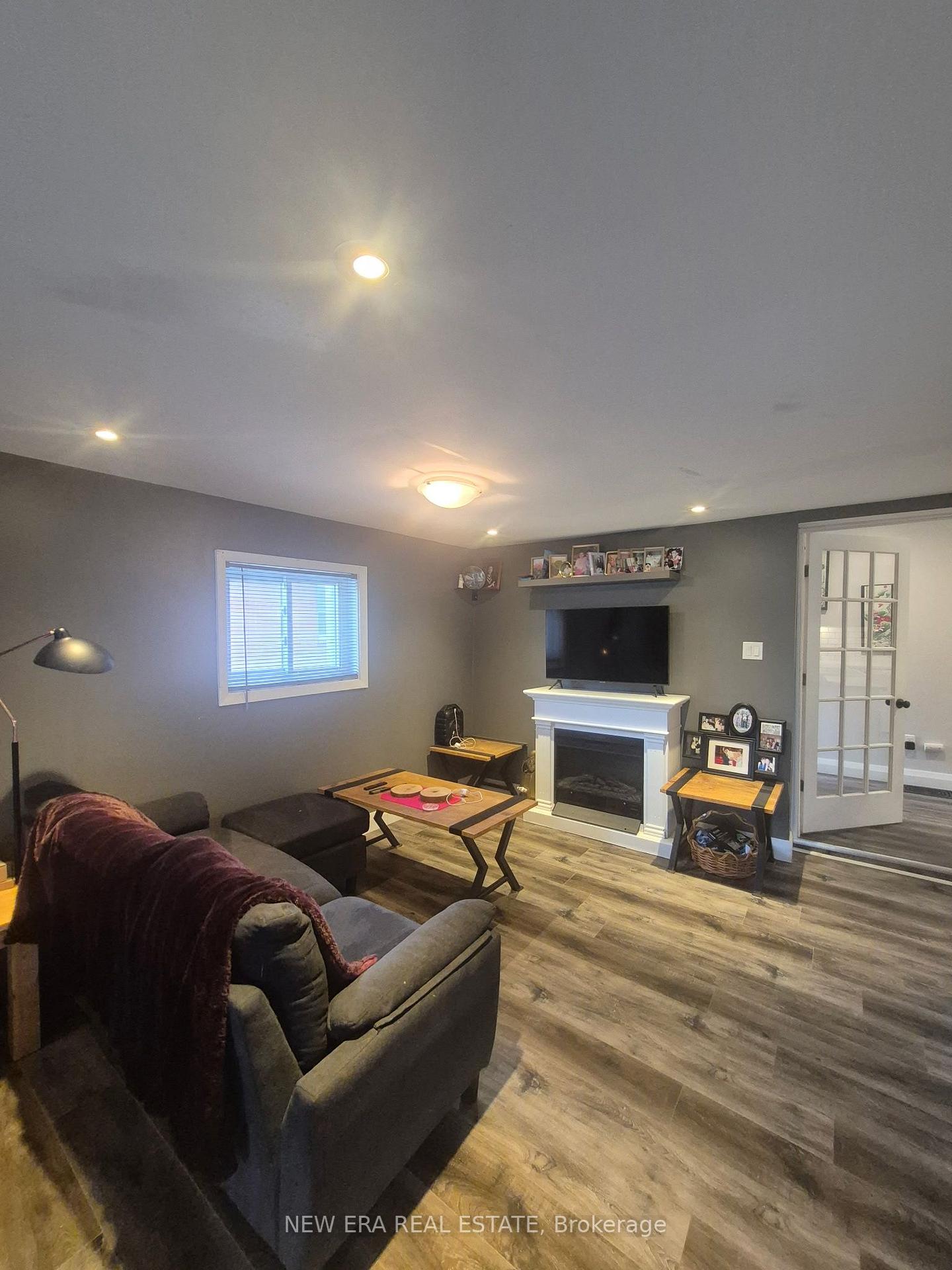 Photo 5 of 779 Chamberlain Street, Peterborough, Otonabee Ward 1 — HOMEH