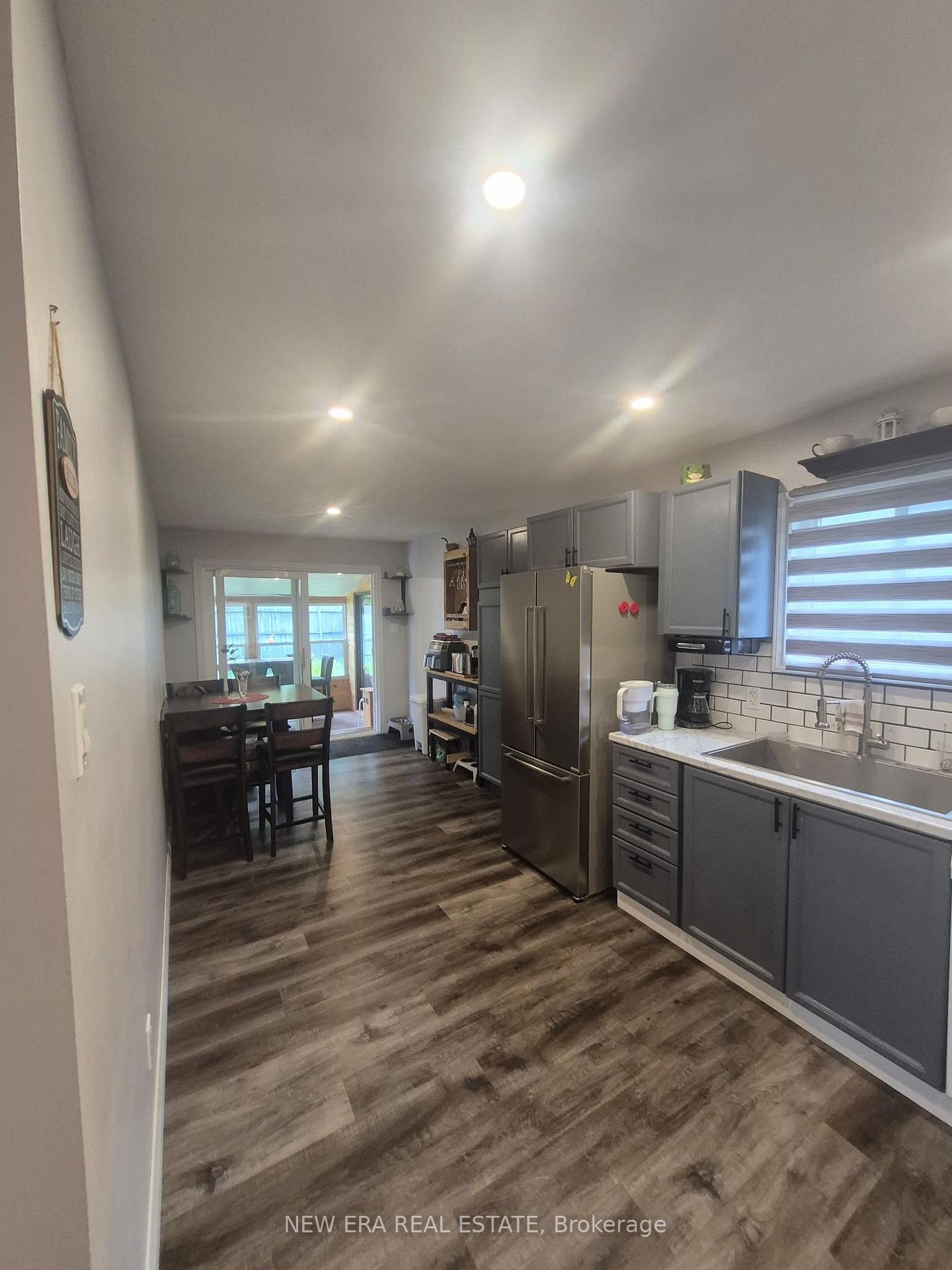 Photo 6 of 779 Chamberlain Street, Peterborough, Otonabee Ward 1 — HOMEH