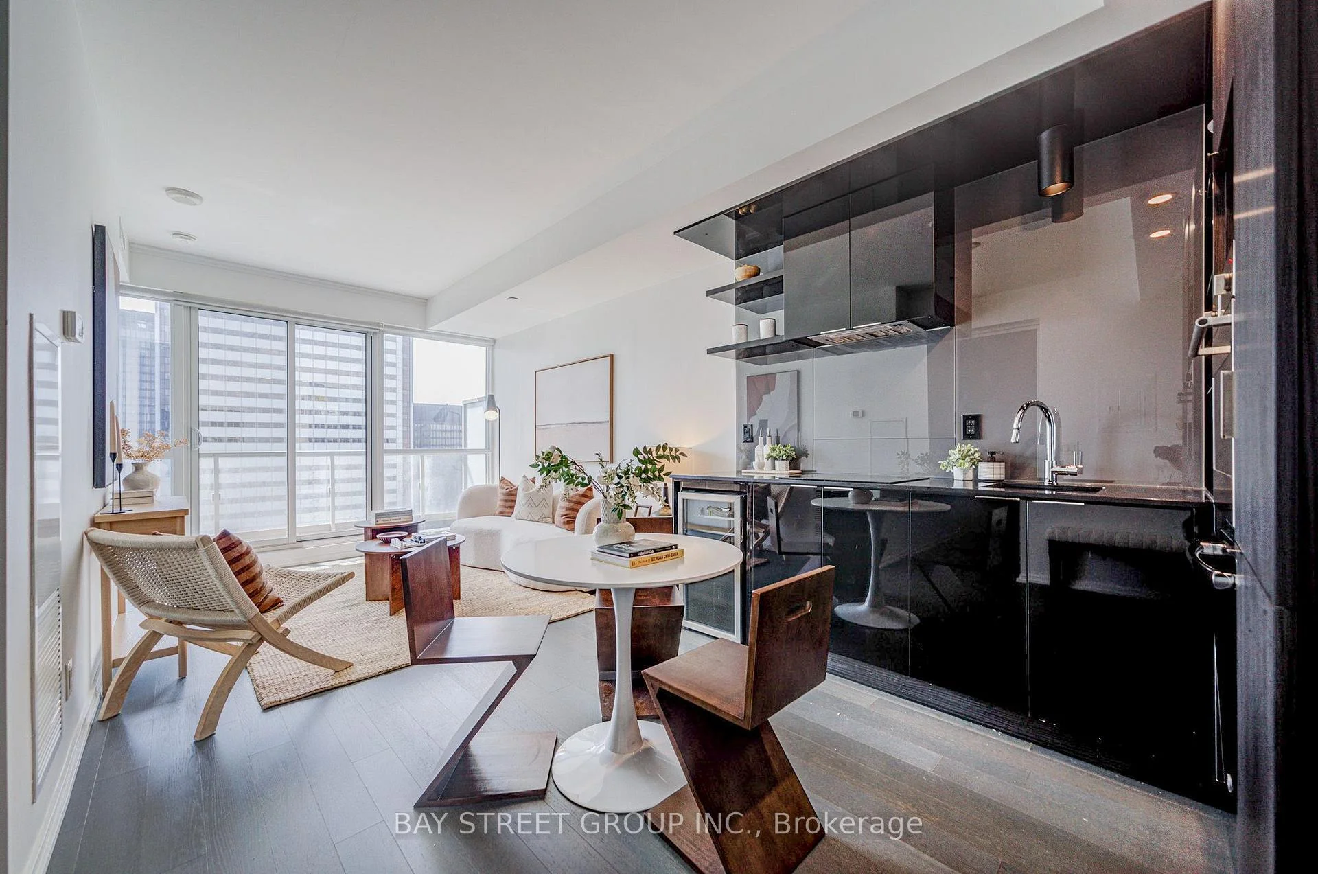 Photo 4 of Unit 5308, 70 Temperance Street, Toronto, Bay Street Corridor — HOMEH