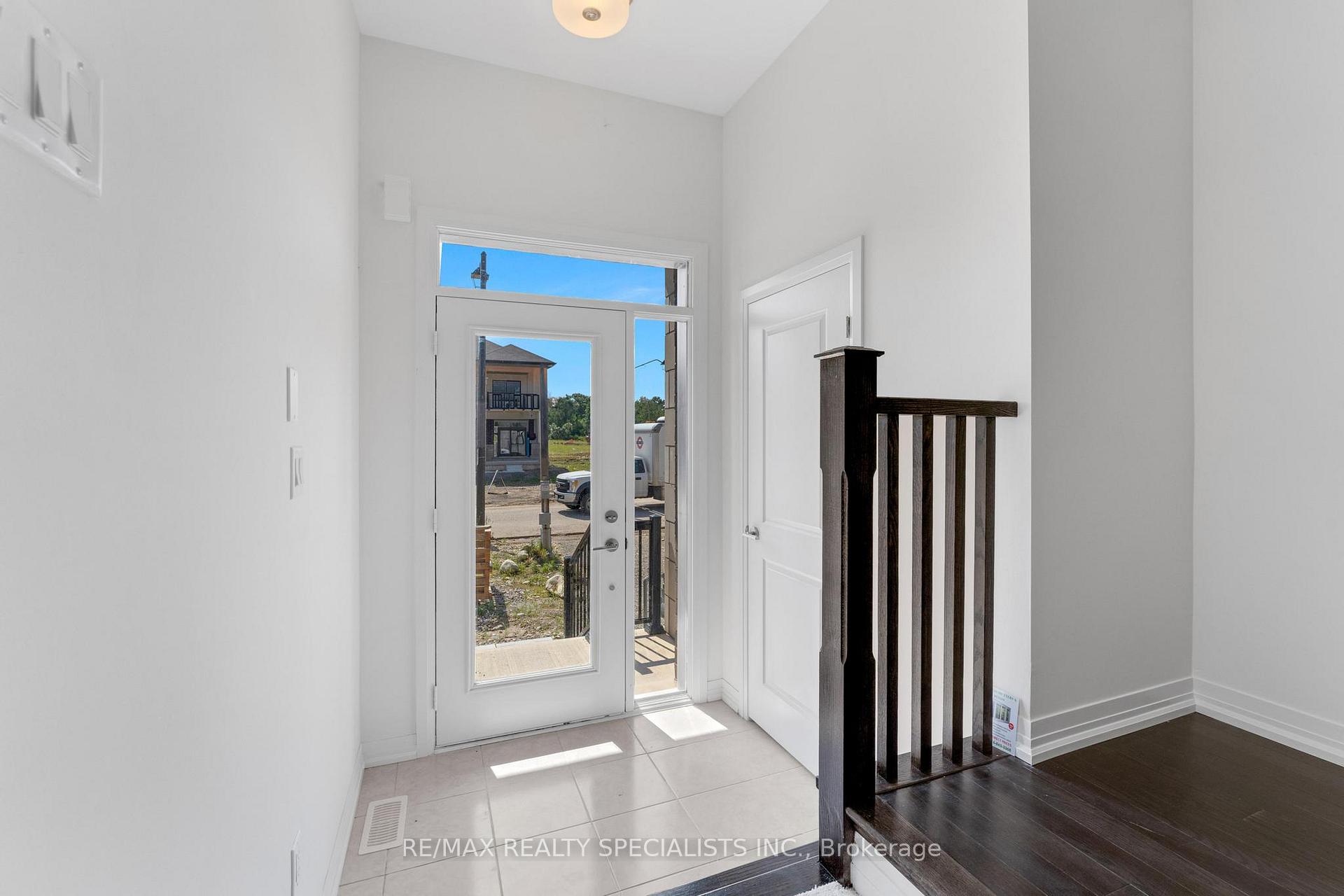 Photo 5 of 14 Dennis Street, Brantford, Northwest Industrial — HOMEH