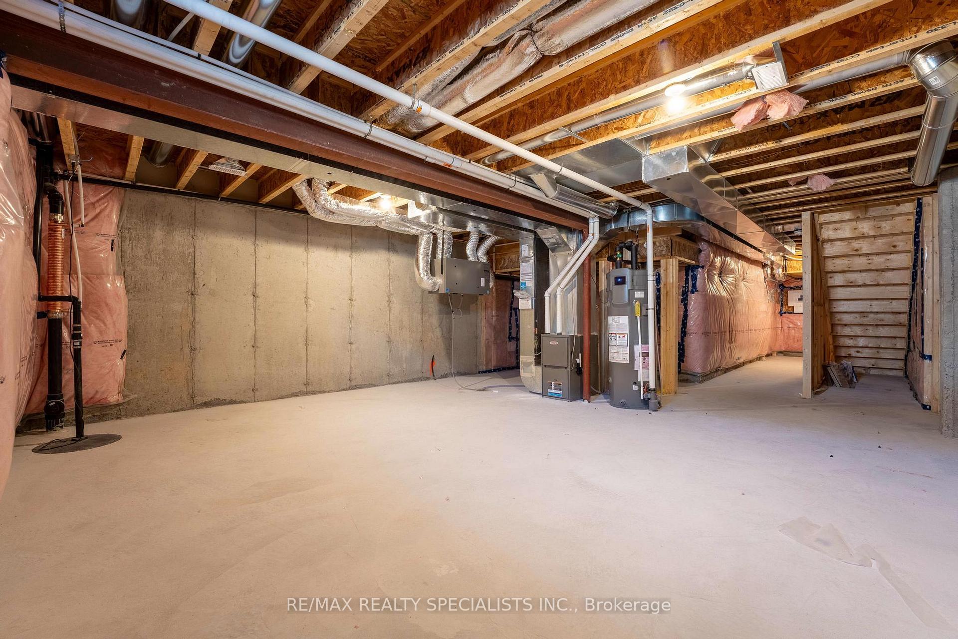 Photo 25 of 14 Dennis Street, Brantford, Northwest Industrial — HOMEH