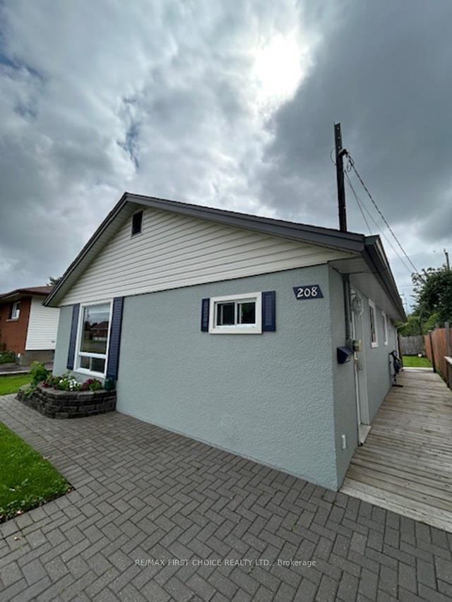 Photo 21 of 208 Gordon Street, Thunder Bay, Green Acres — HOMEH