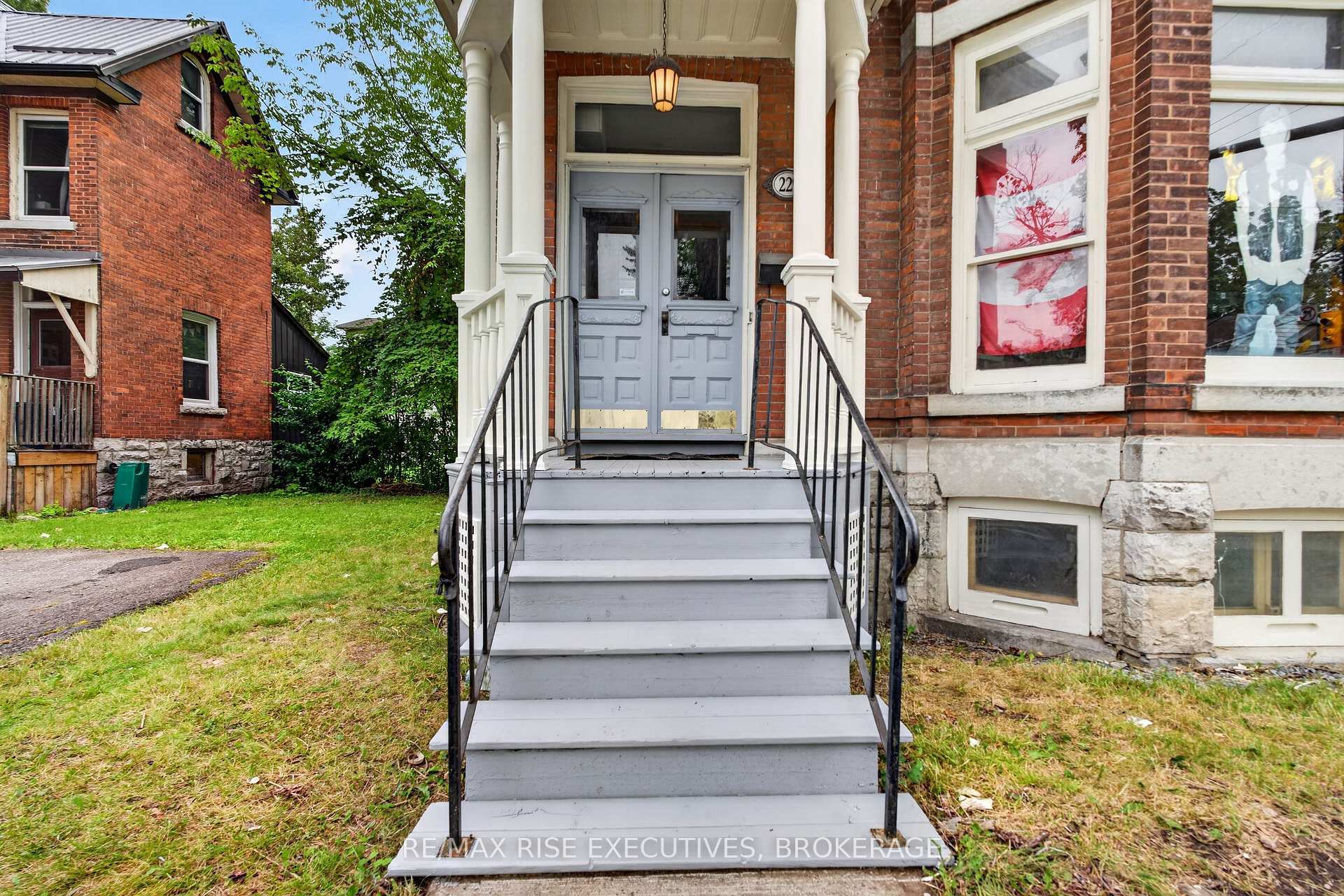 Front of 229 Alfred Street
