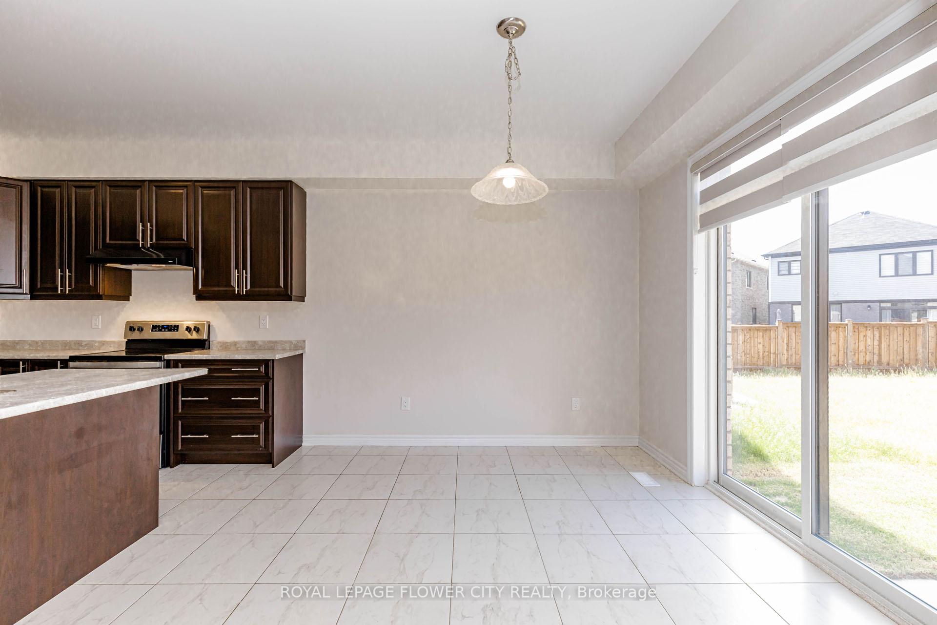 Photo 13 of 18 Santo Court, Woolwich, Breslau — HOMEH