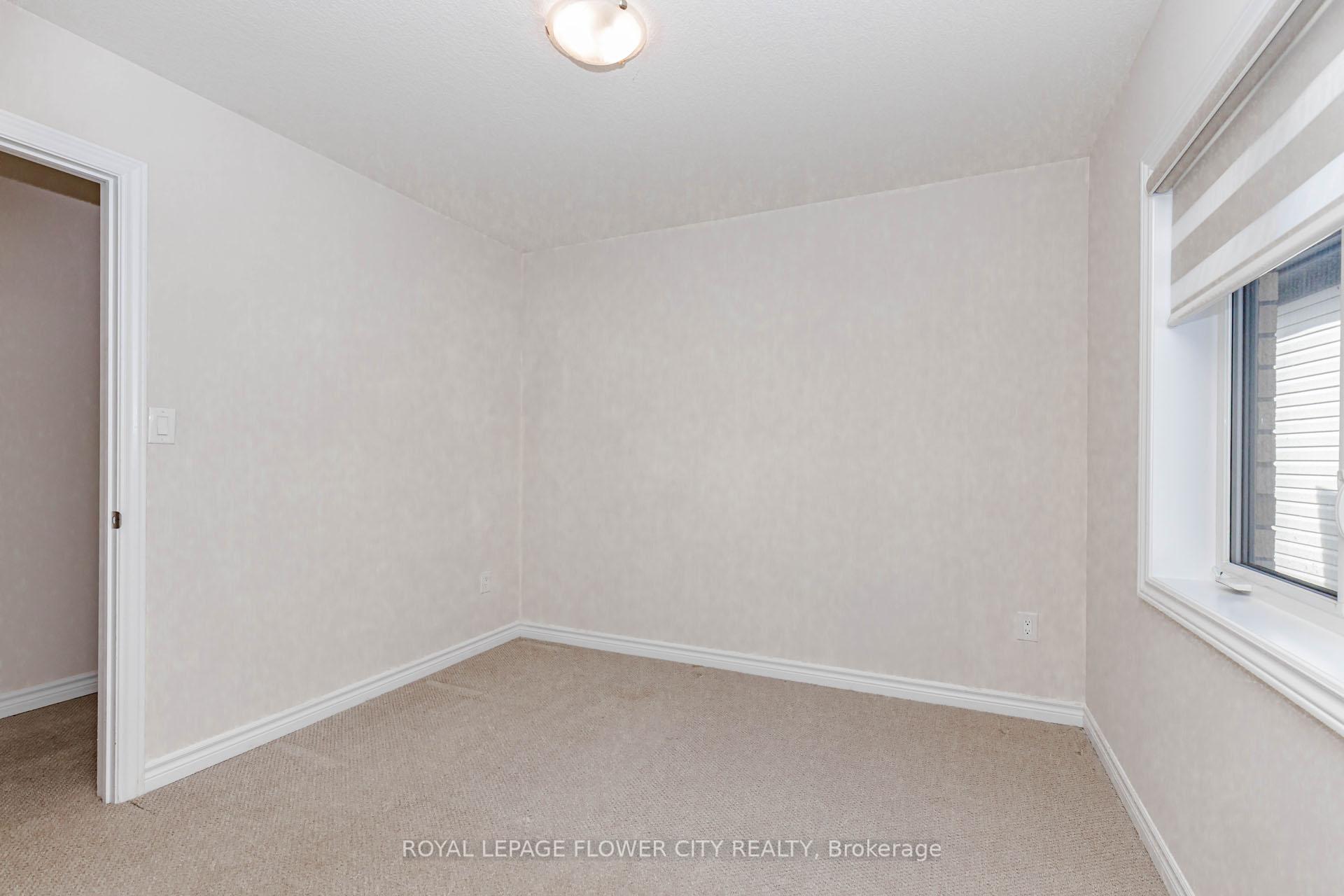 Photo 35 of 18 Santo Court, Woolwich, Breslau — HOMEH