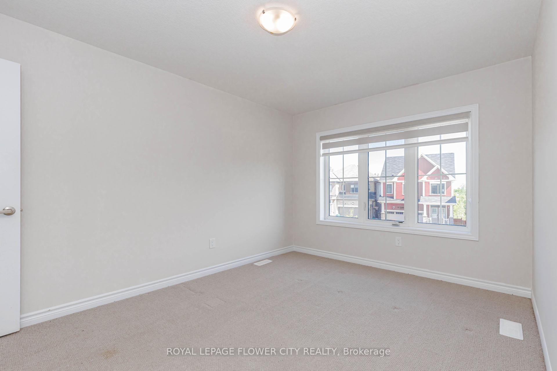 Photo 42 of 18 Santo Court, Woolwich, Breslau — HOMEH