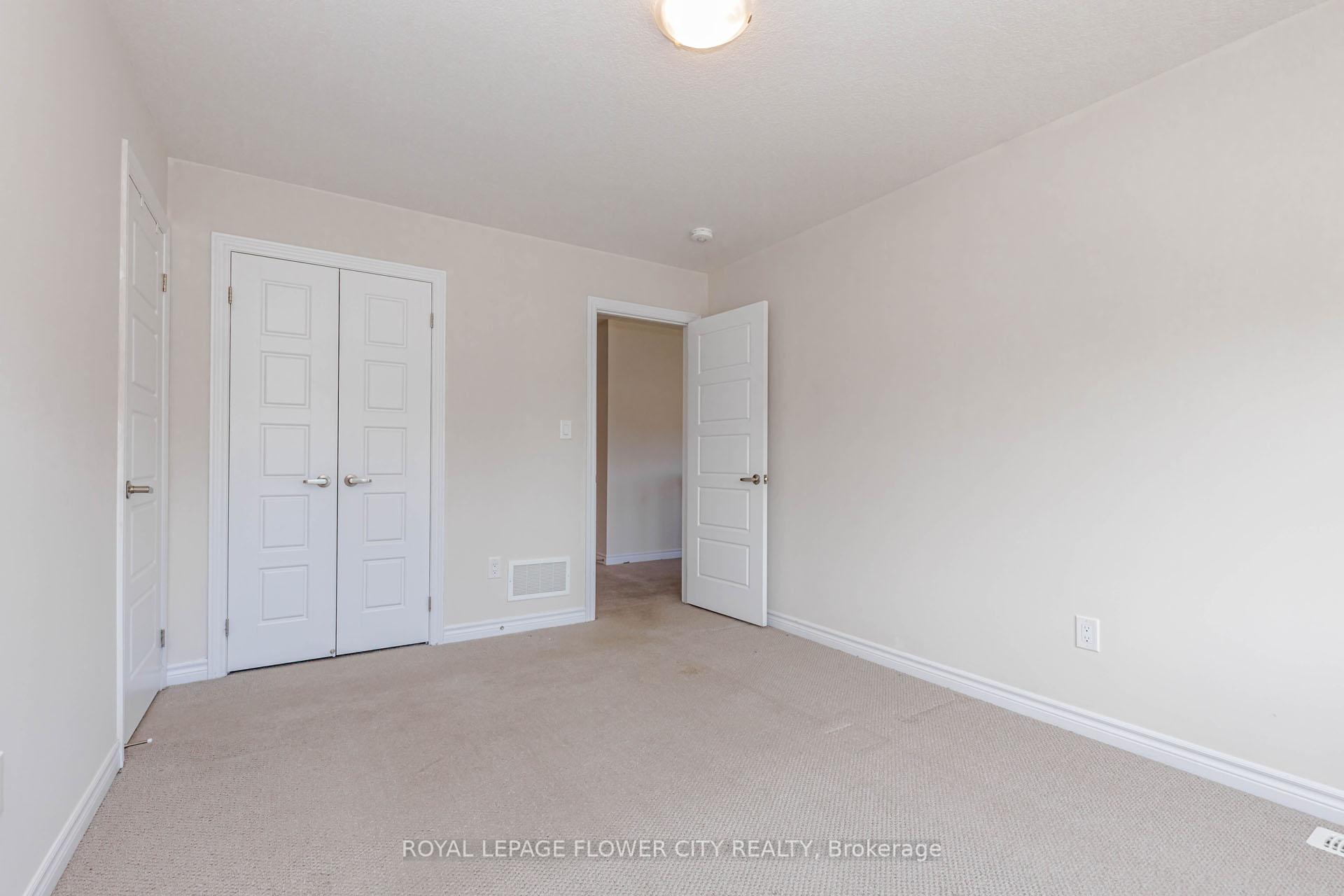 Photo 43 of 18 Santo Court, Woolwich, Breslau — HOMEH