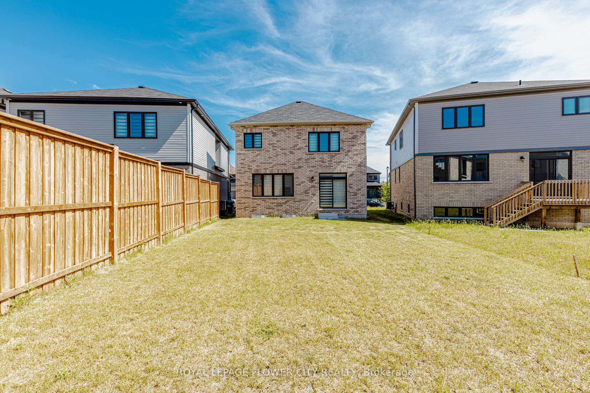 Photo 49 of 18 Santo Court, Woolwich, Breslau — HOMEH