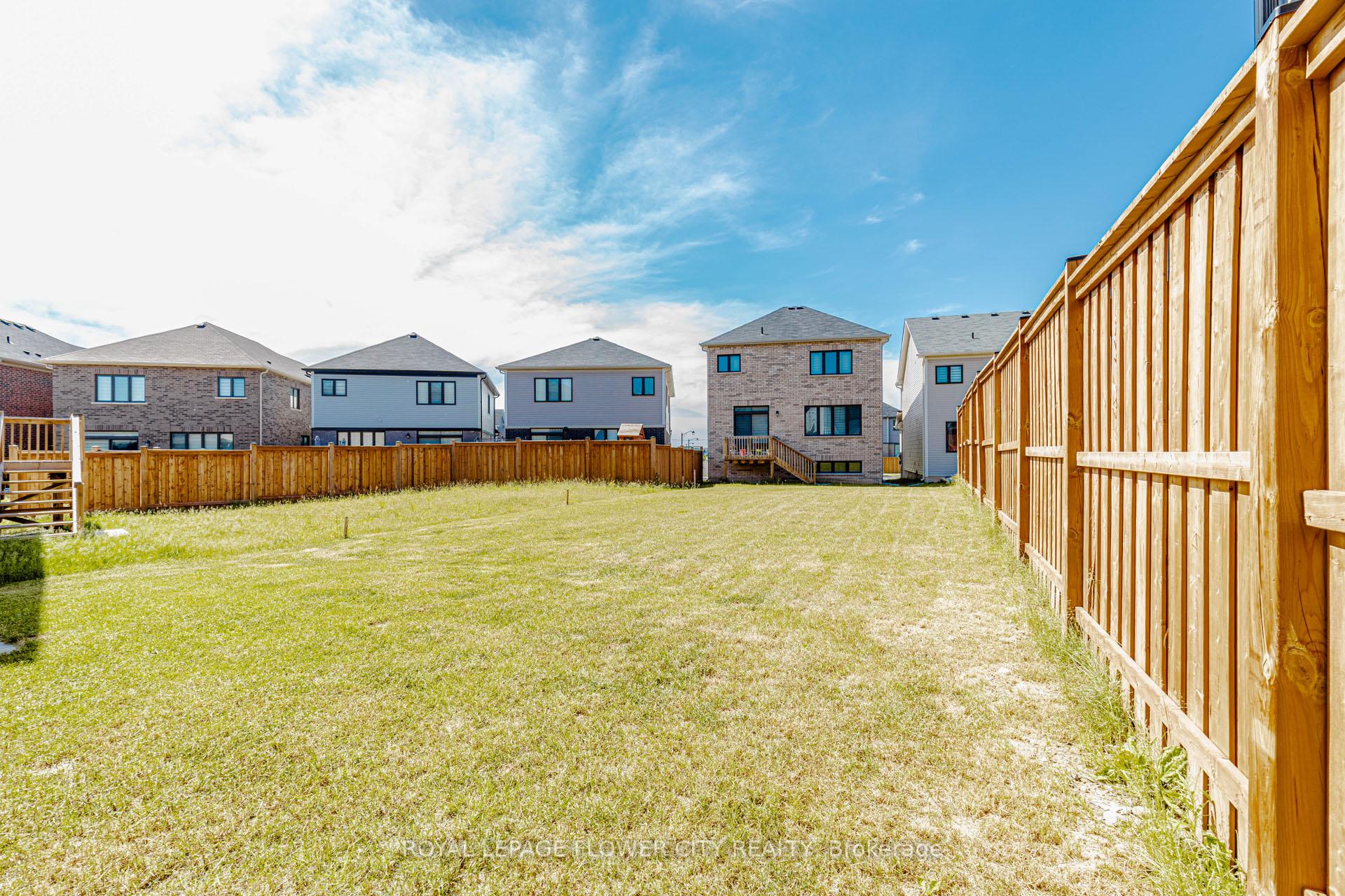 Photo 50 of 18 Santo Court, Woolwich, Breslau — HOMEH
