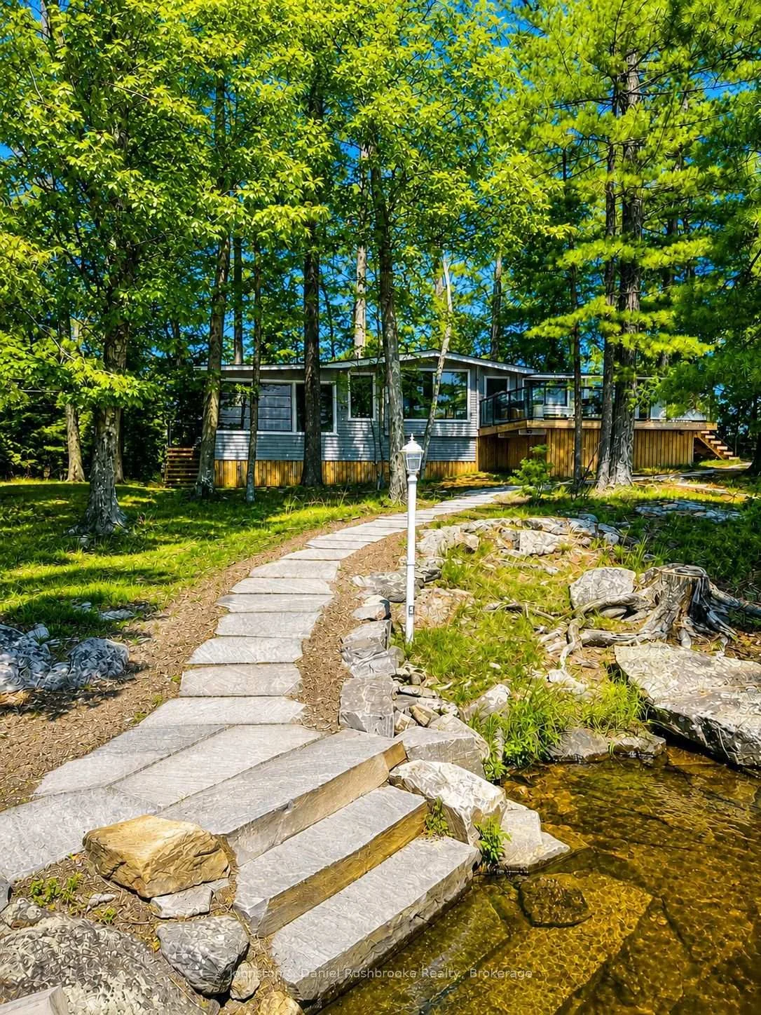 Photo of 456 Eilean Gowan Island