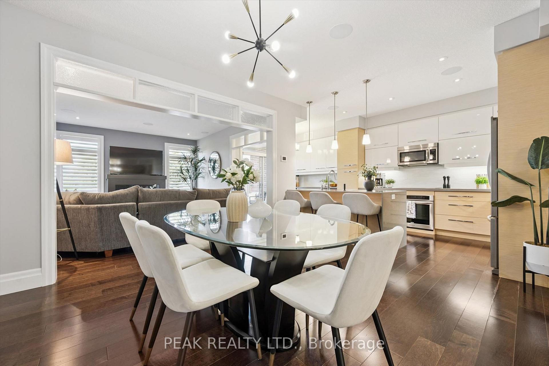 Photo 8 of 111 Oak Park Drive, Waterloo, Eastbridge — HOMEH