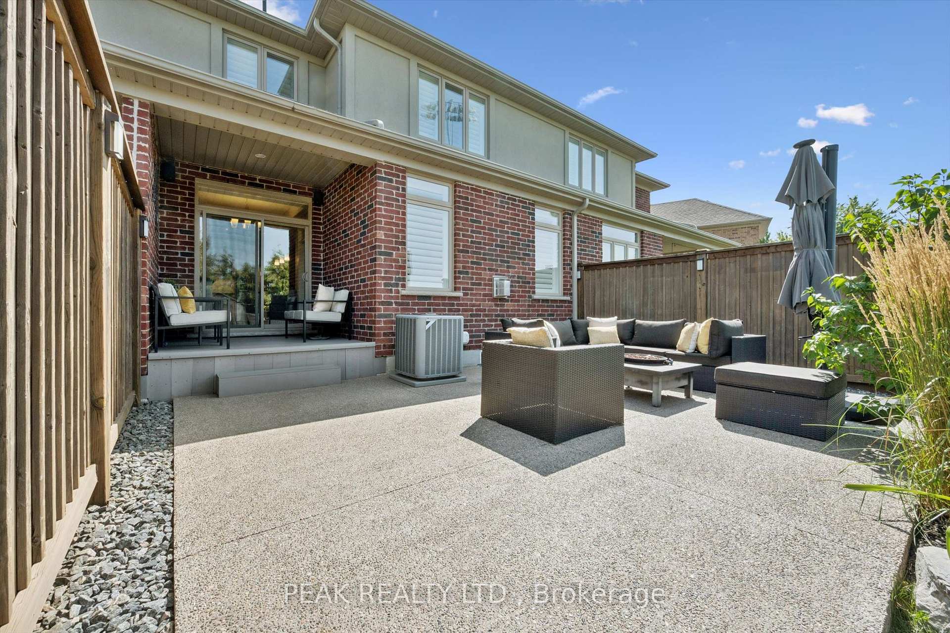 Photo 34 of 111 Oak Park Drive, Waterloo, Eastbridge — HOMEH