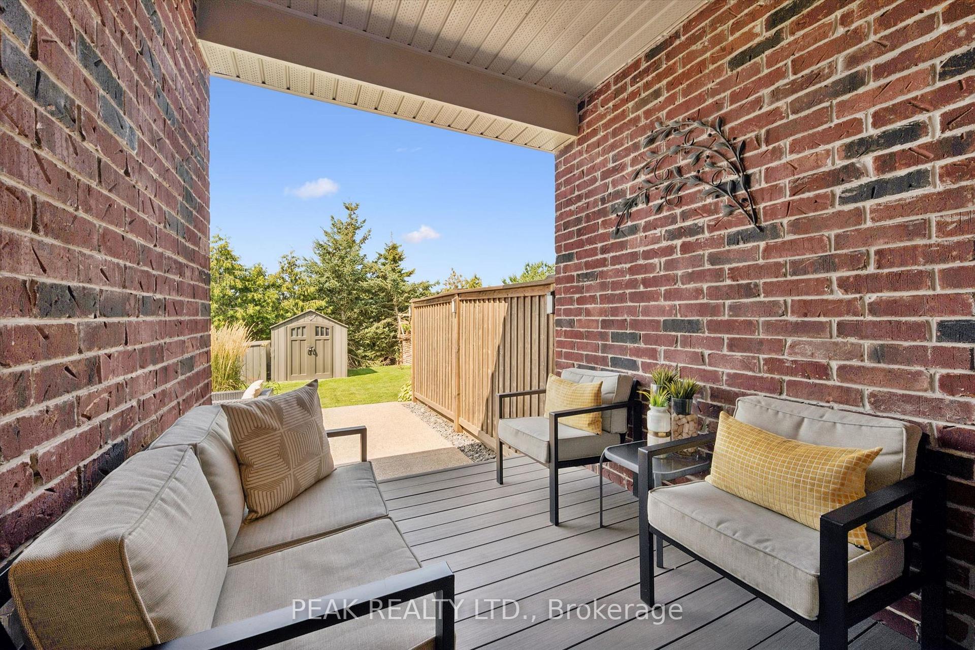 Photo 40 of 111 Oak Park Drive, Waterloo, Eastbridge — HOMEH