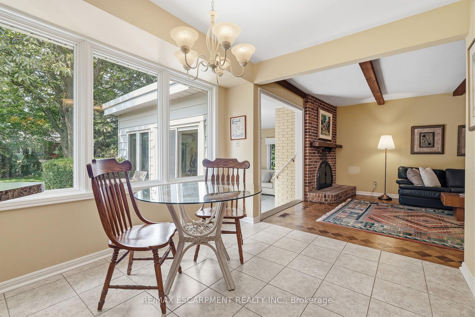 Photo 18 of 359 Lark Avenue, Burlington, LaSalle — HOMEH