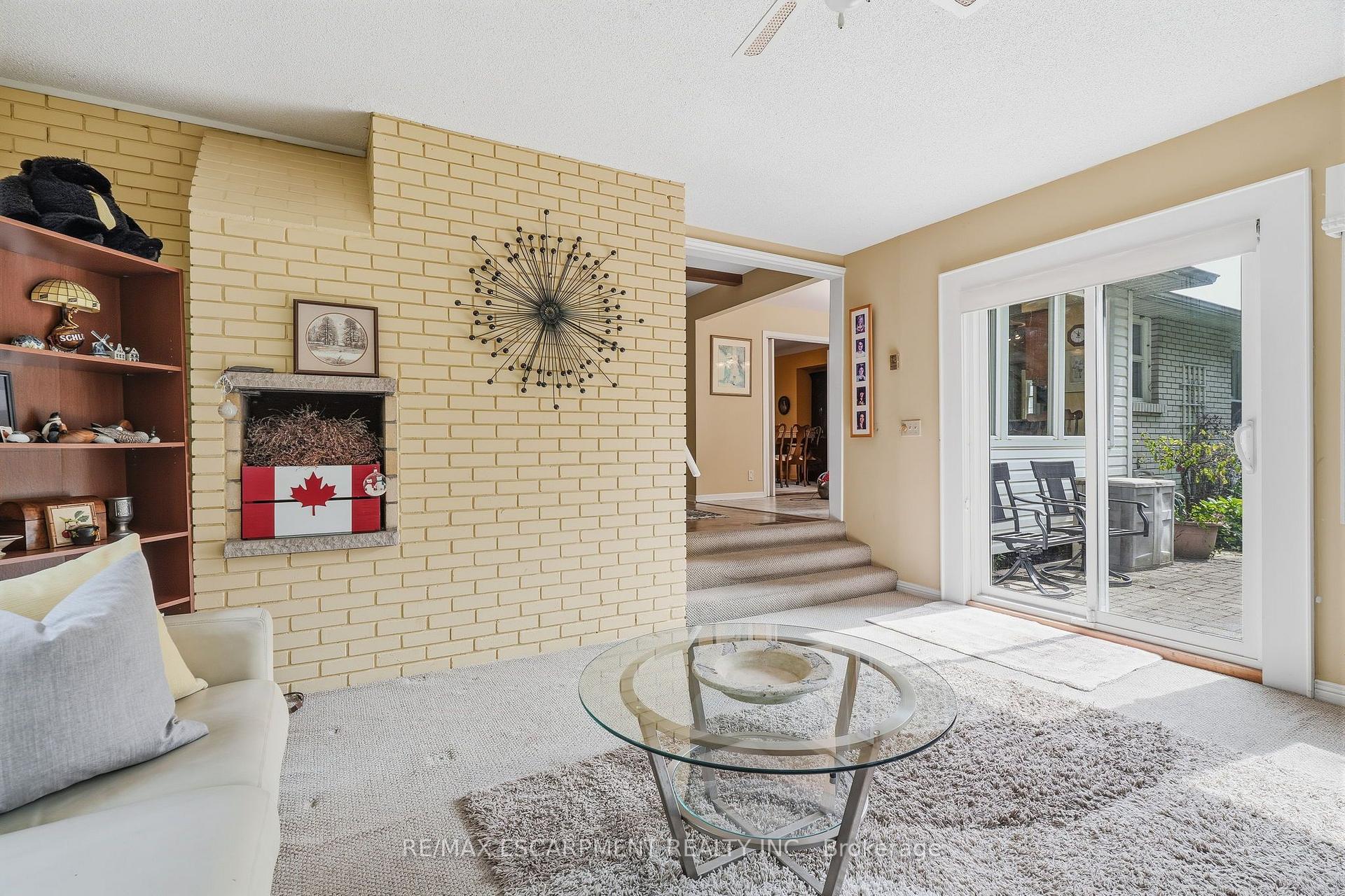 Photo 24 of 359 Lark Avenue, Burlington, LaSalle — HOMEH