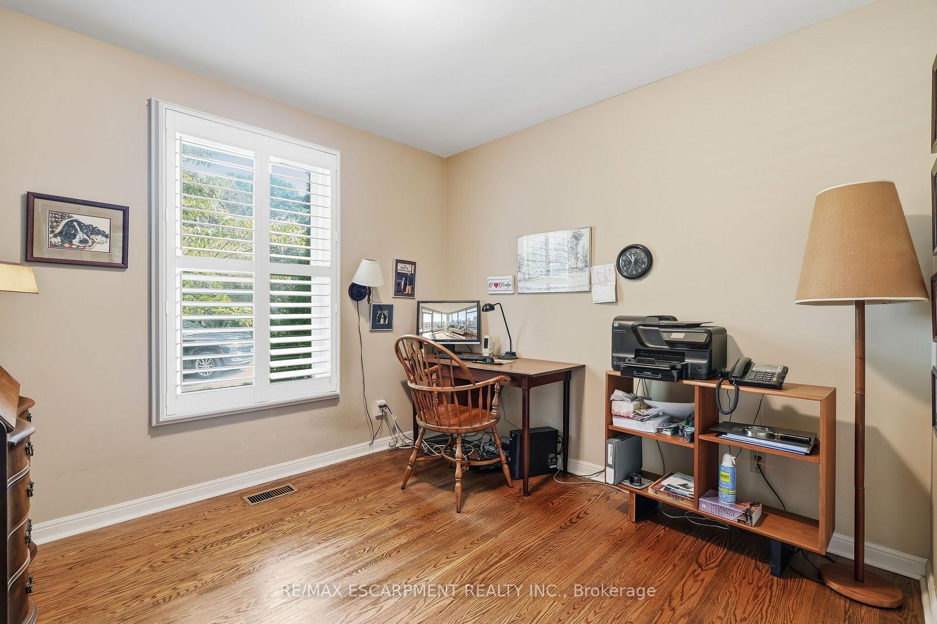 Photo 31 of 359 Lark Avenue, Burlington, LaSalle — HOMEH