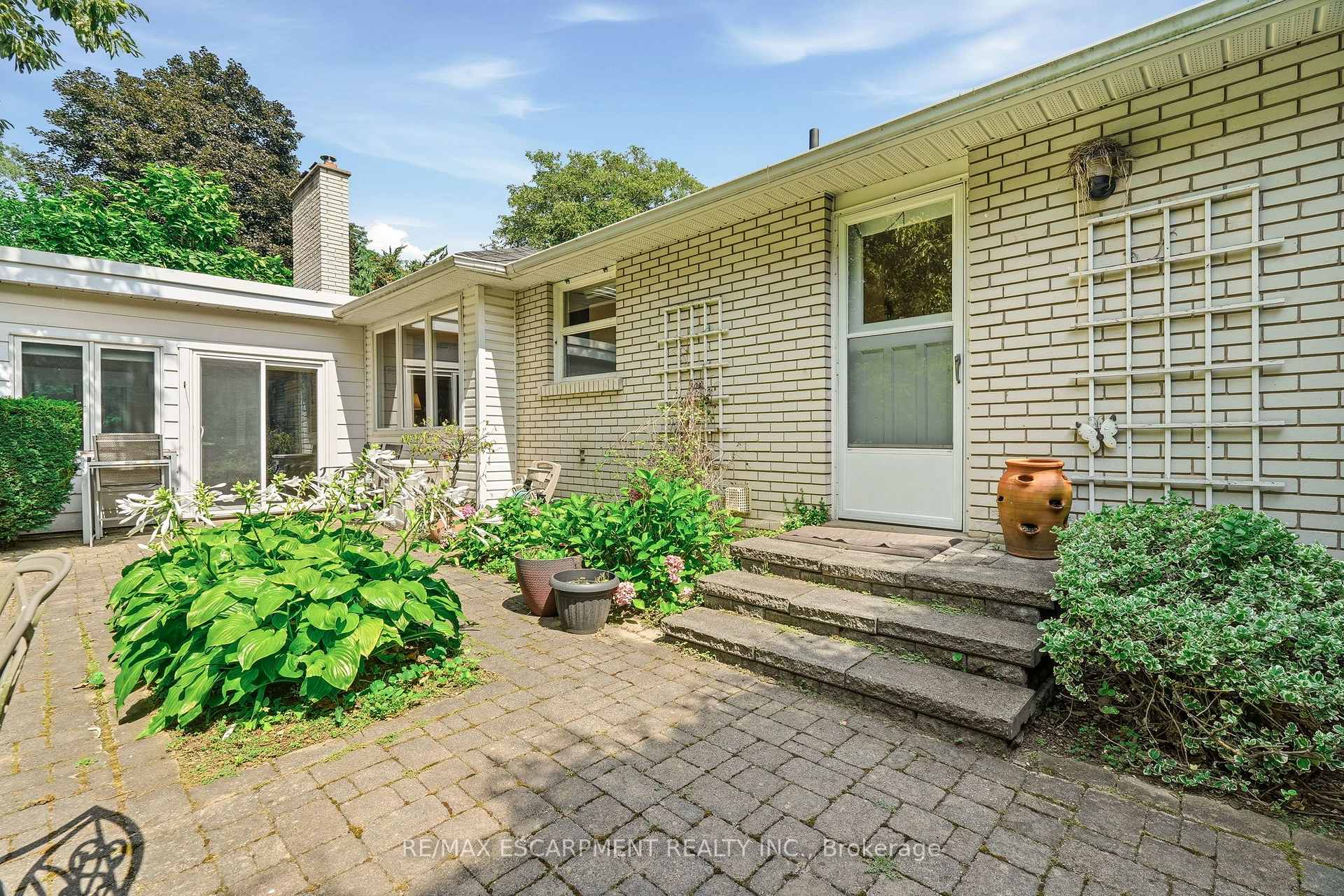Photo 38 of 359 Lark Avenue, Burlington, LaSalle — HOMEH