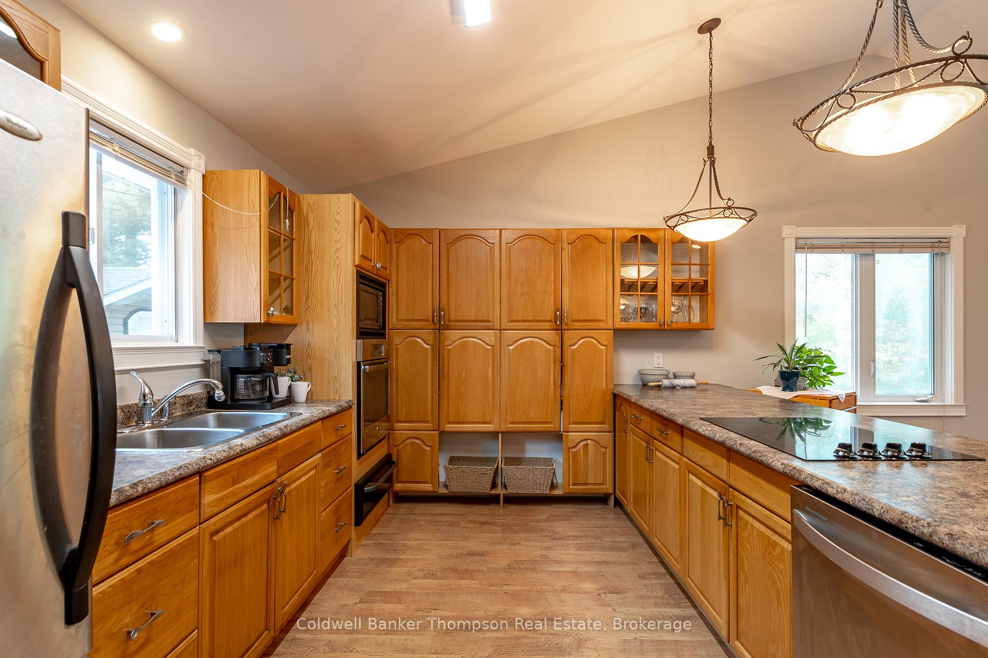 Photo 7 of 4237 Ravenscliffe Road, Huntsville, Stisted — HOMEH