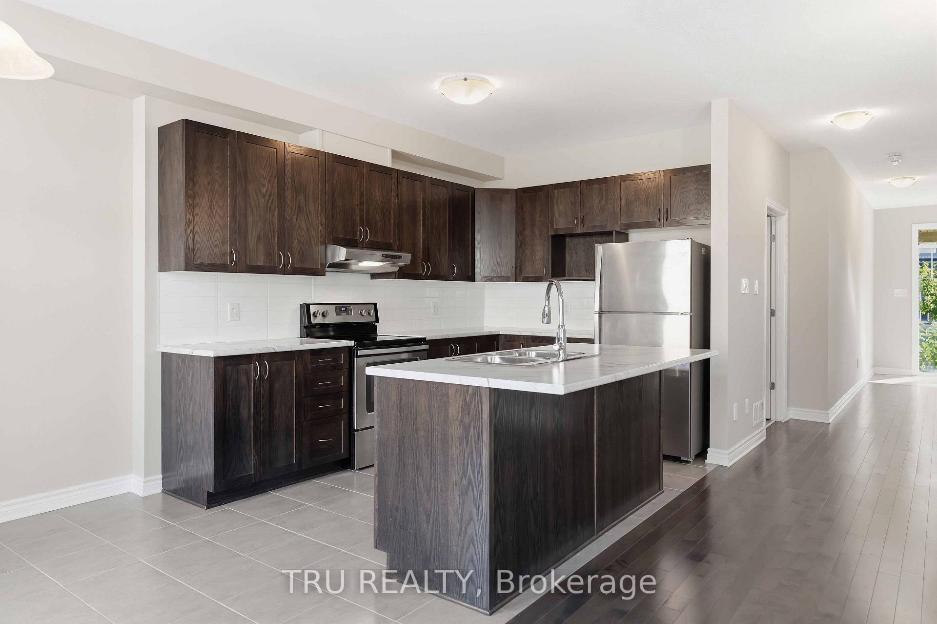 Photo 5 of 236 Yellowcress Way, Ottawa, Avalon West — HOMEH