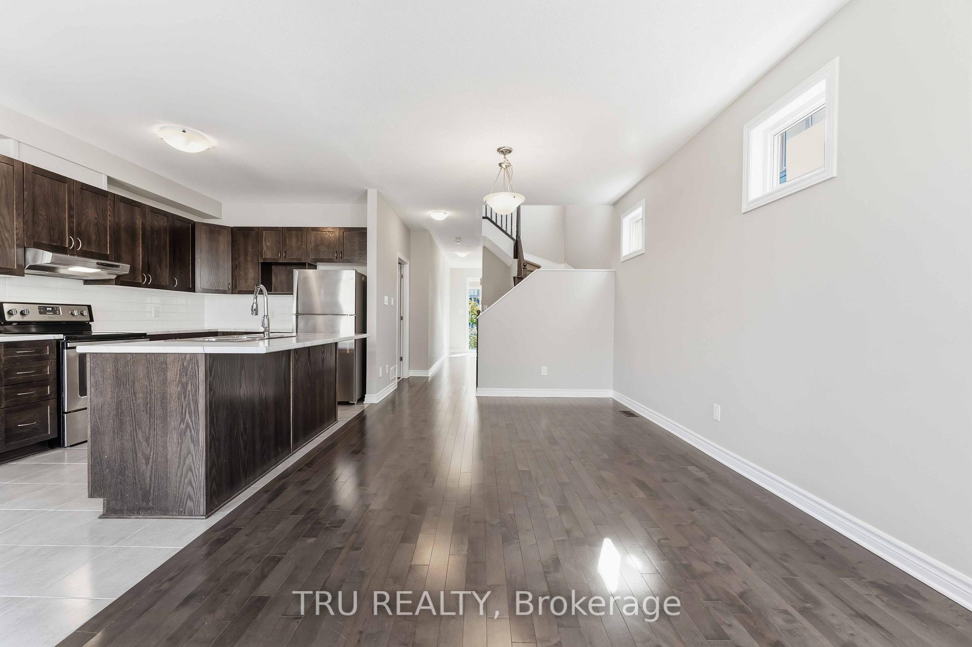 Photo 11 of 236 Yellowcress Way, Ottawa, Avalon West — HOMEH