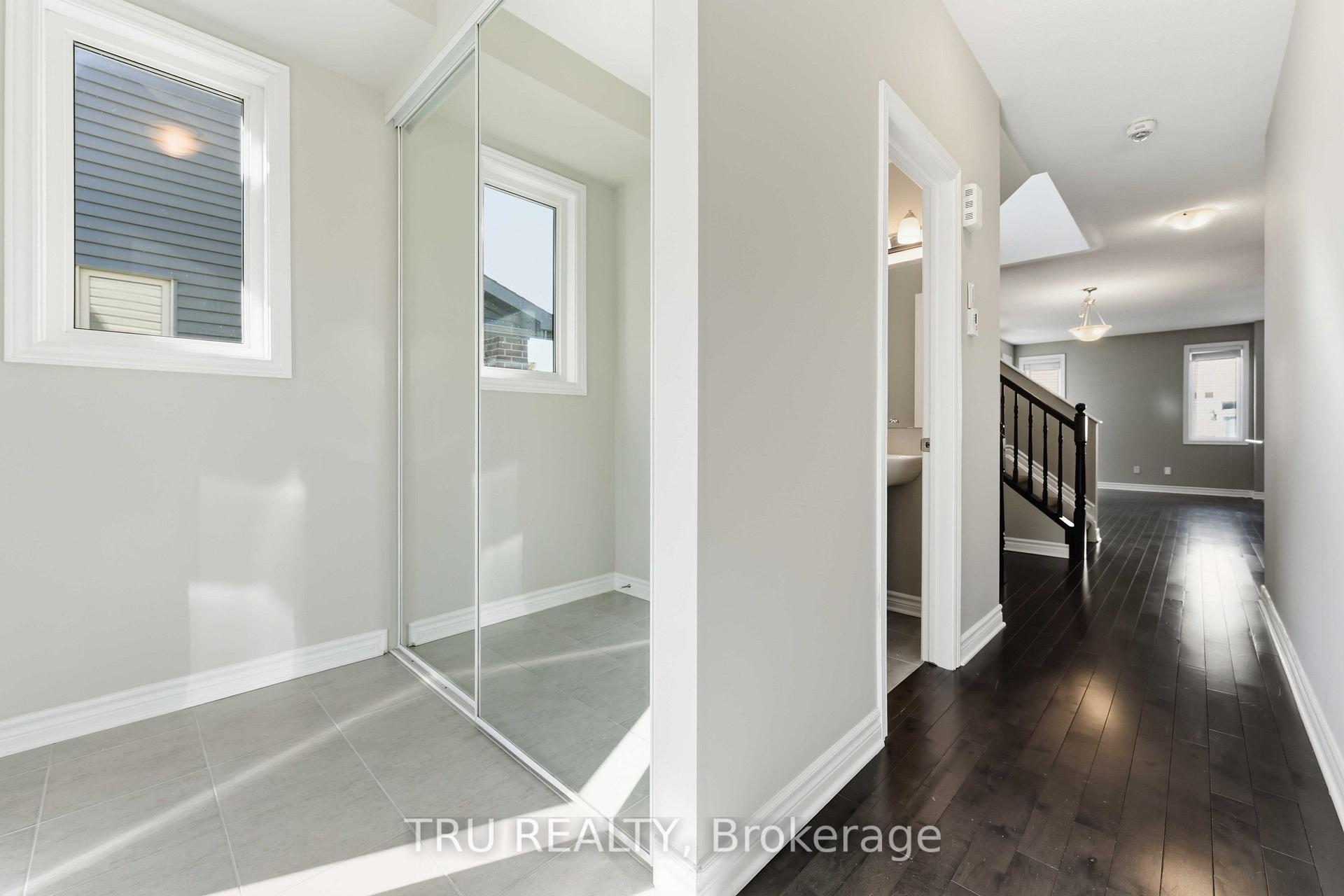Photo 15 of 236 Yellowcress Way, Ottawa, Avalon West — HOMEH