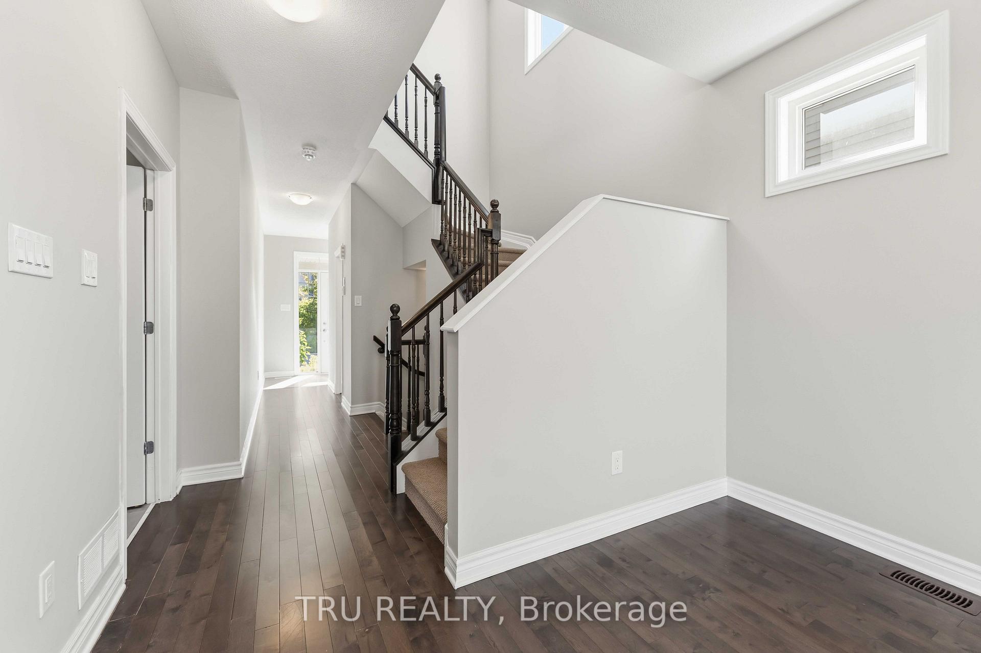 Photo 17 of 236 Yellowcress Way, Ottawa, Avalon West — HOMEH