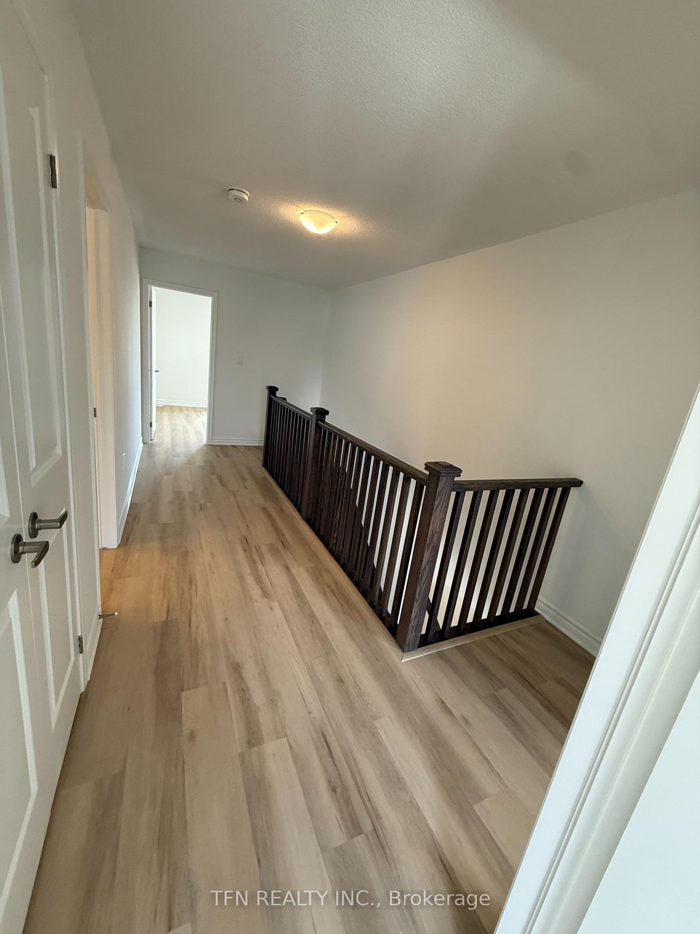 Photo 18 of 26 Pearen Lane N, Barrie, City Centre — HOMEH