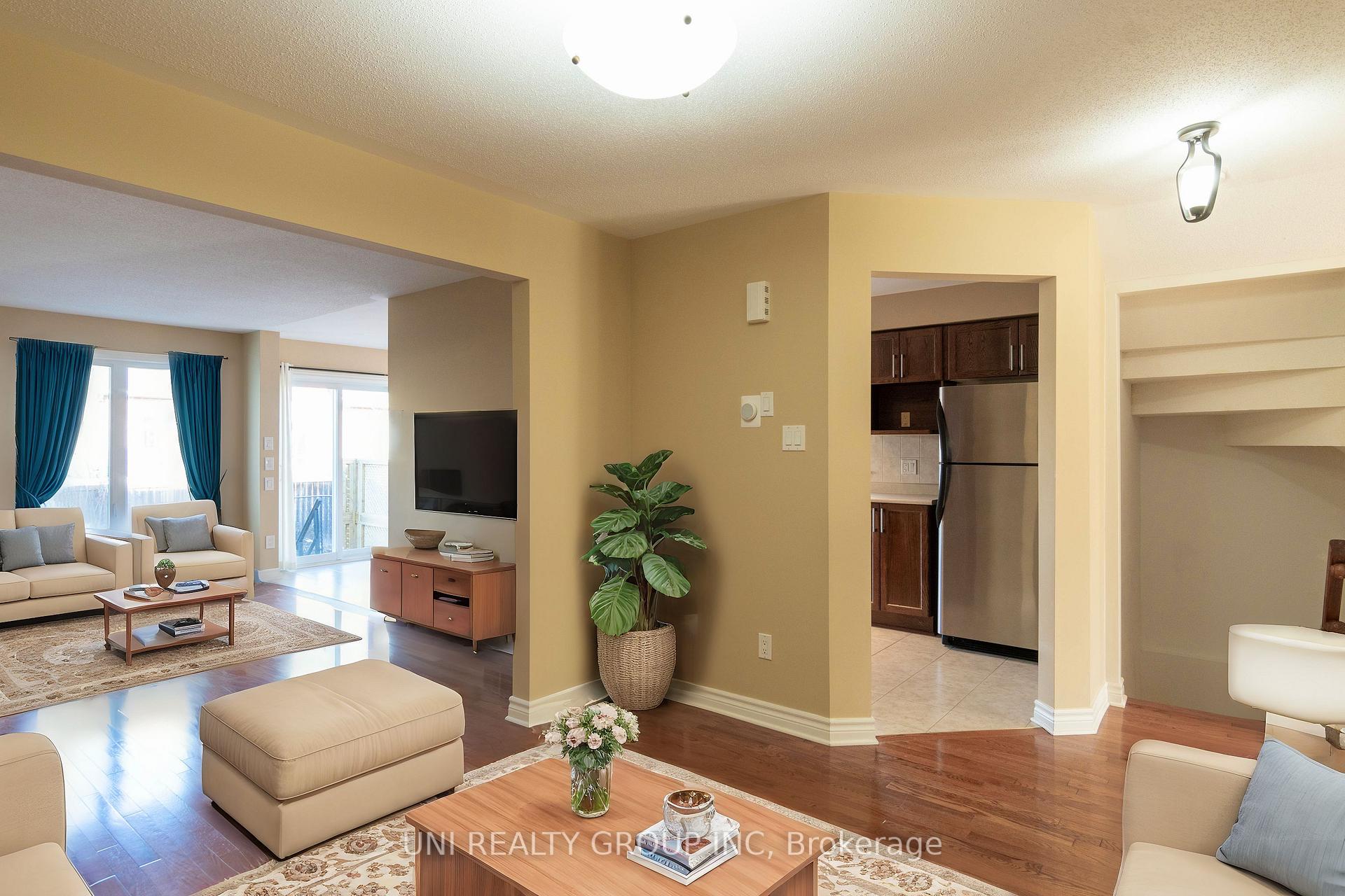 Photo 6 of 268 Tewsley Drive, Ottawa, Riverside South/Gloucester Glen — HOMEH
