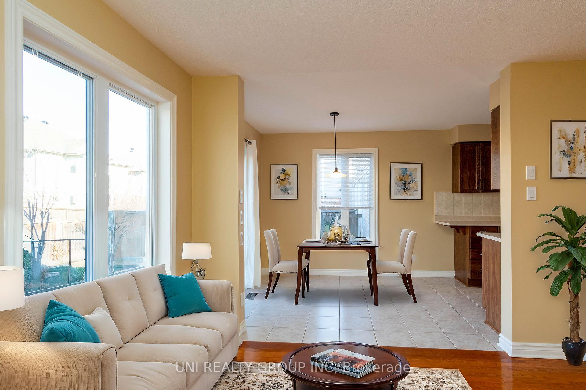 Photo 9 of 268 Tewsley Drive, Ottawa, Riverside South/Gloucester Glen — HOMEH