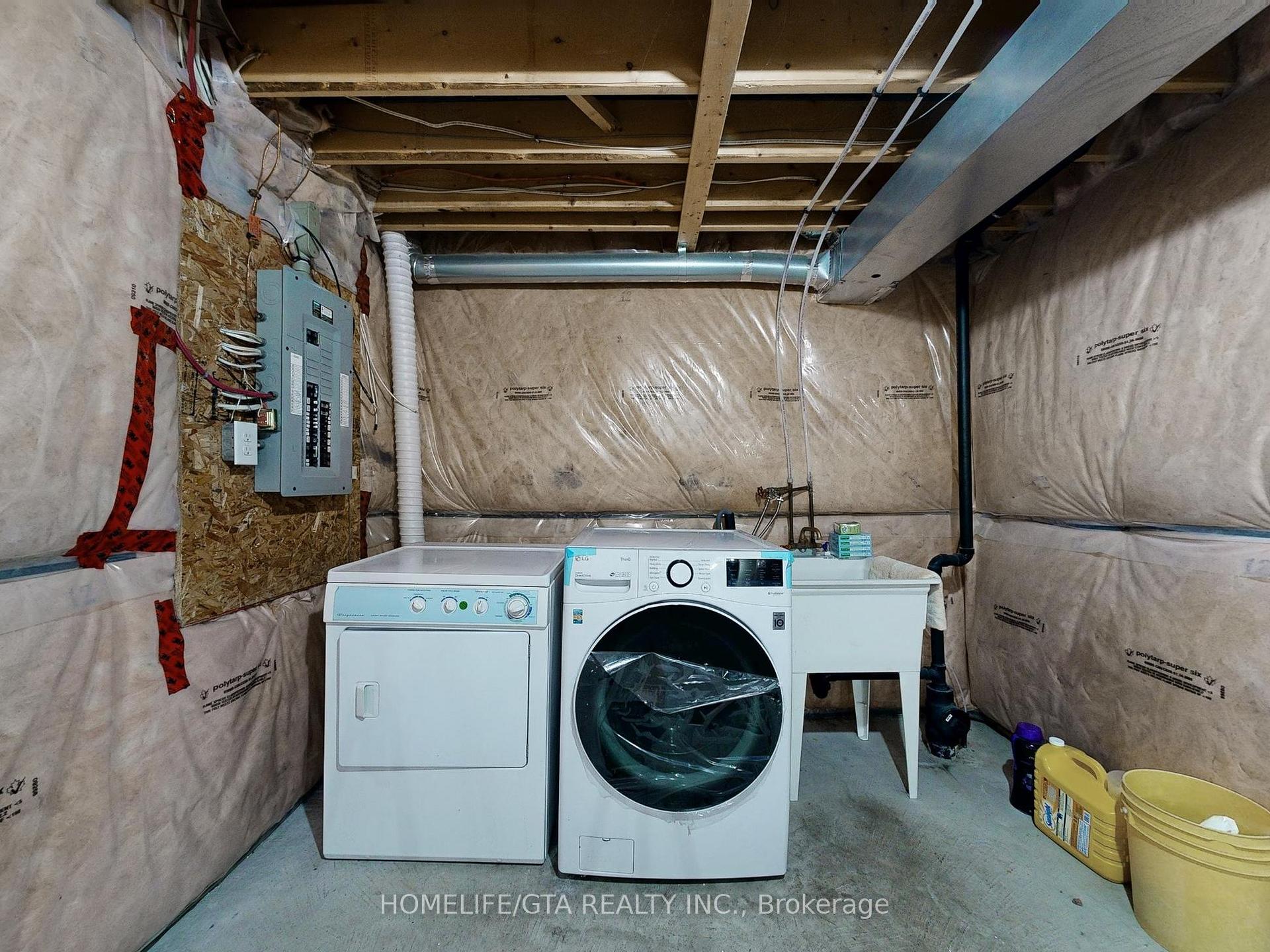 Photo 47 of 32 Scott Brown Street, Markham, Wismer — HOMEH