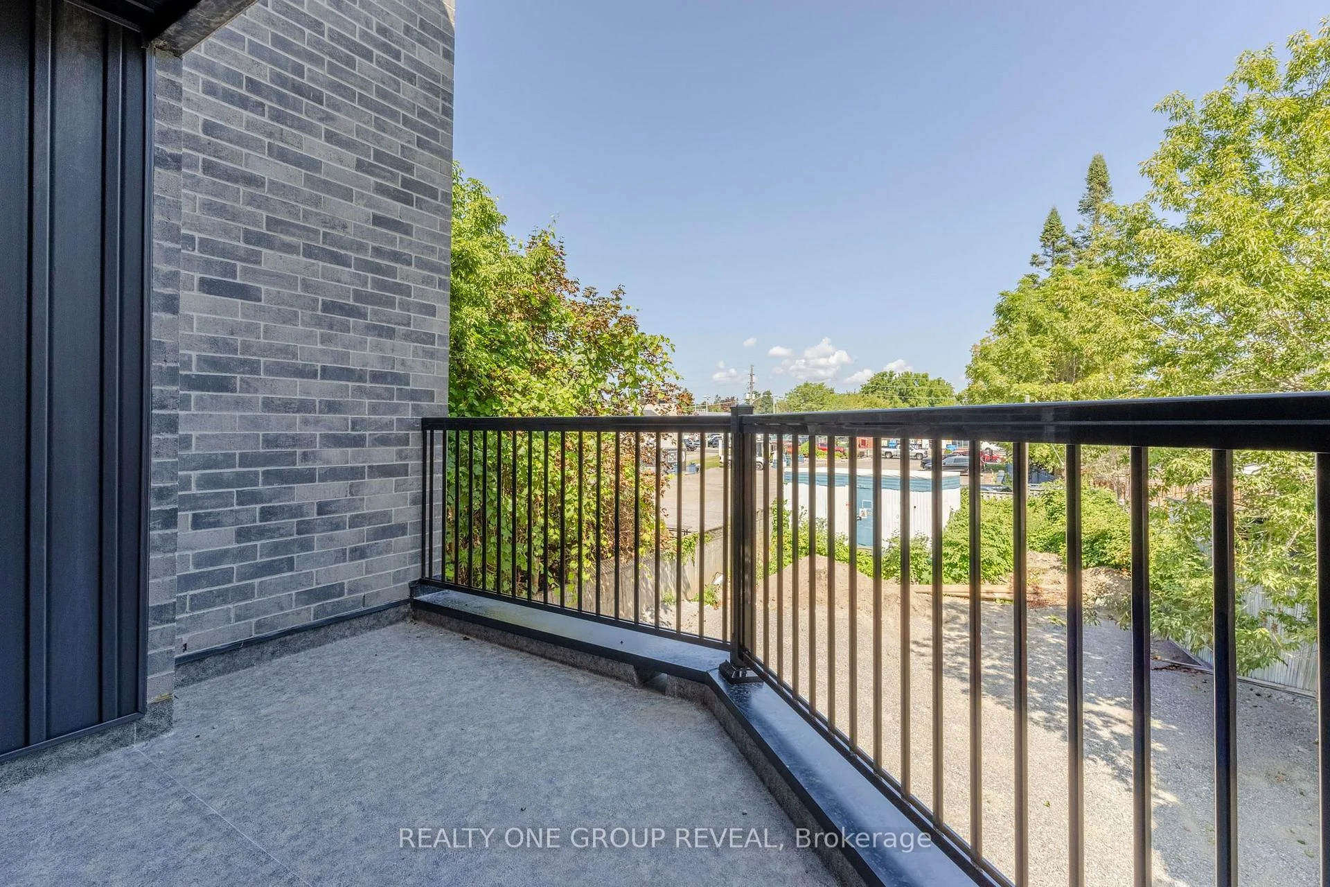 Photo 15 of Unit 3, 24 Queen Street, Clarington, Bowmanville — HOMEH