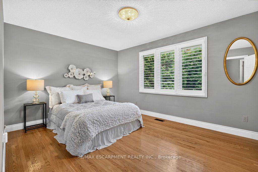 Photo 17 of 2148 Kerns Road, Burlington, Tyandaga — HOMEH