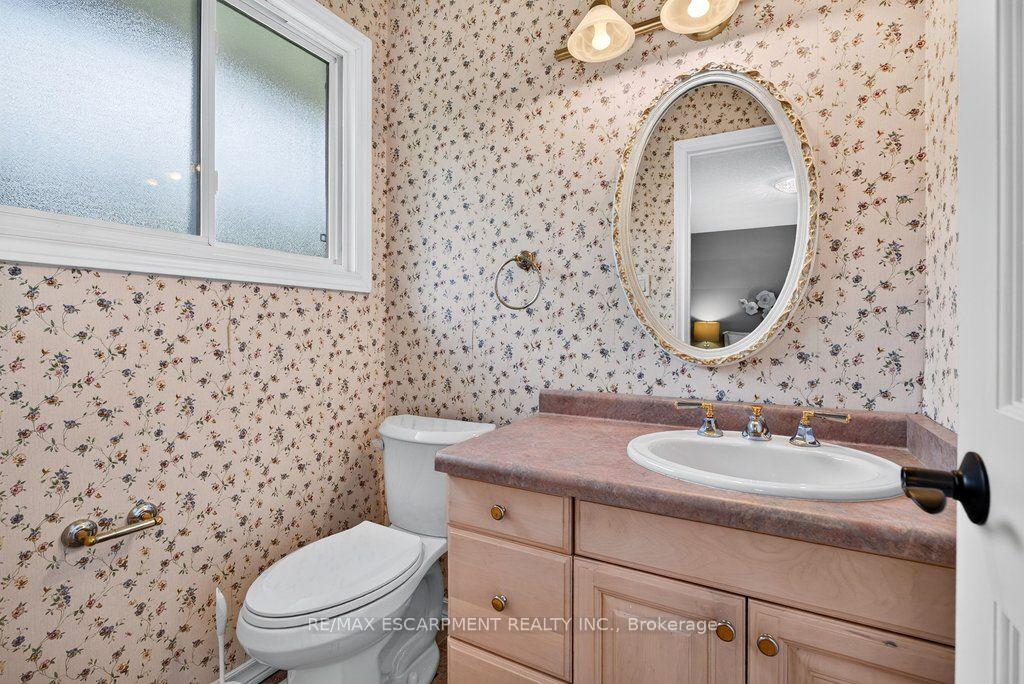 Photo 19 of 2148 Kerns Road, Burlington, Tyandaga — HOMEH