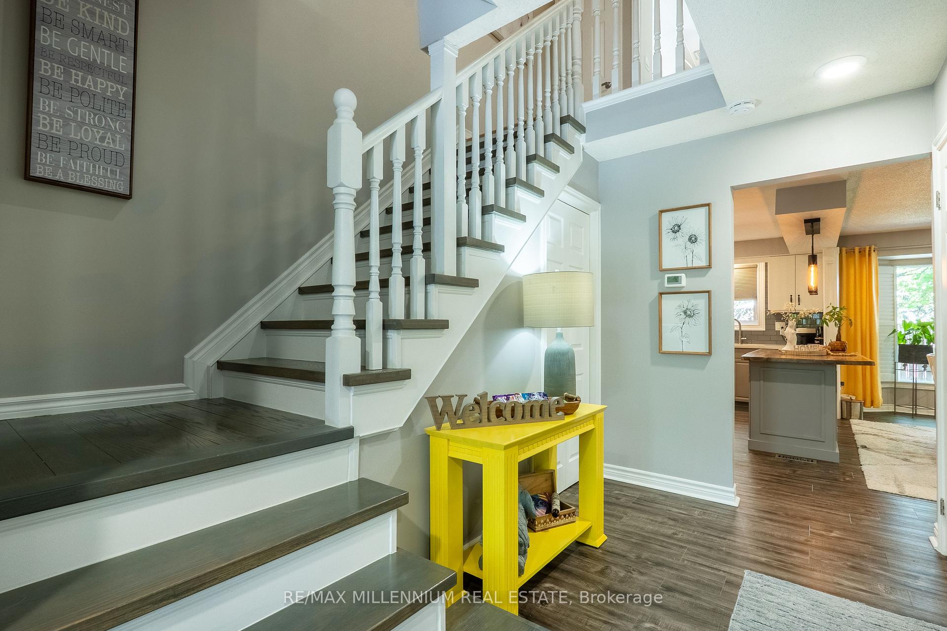 Photo 3 of Unit 11, 230 Meadowbrook Drive, Hamilton, Ancaster — HOMEH