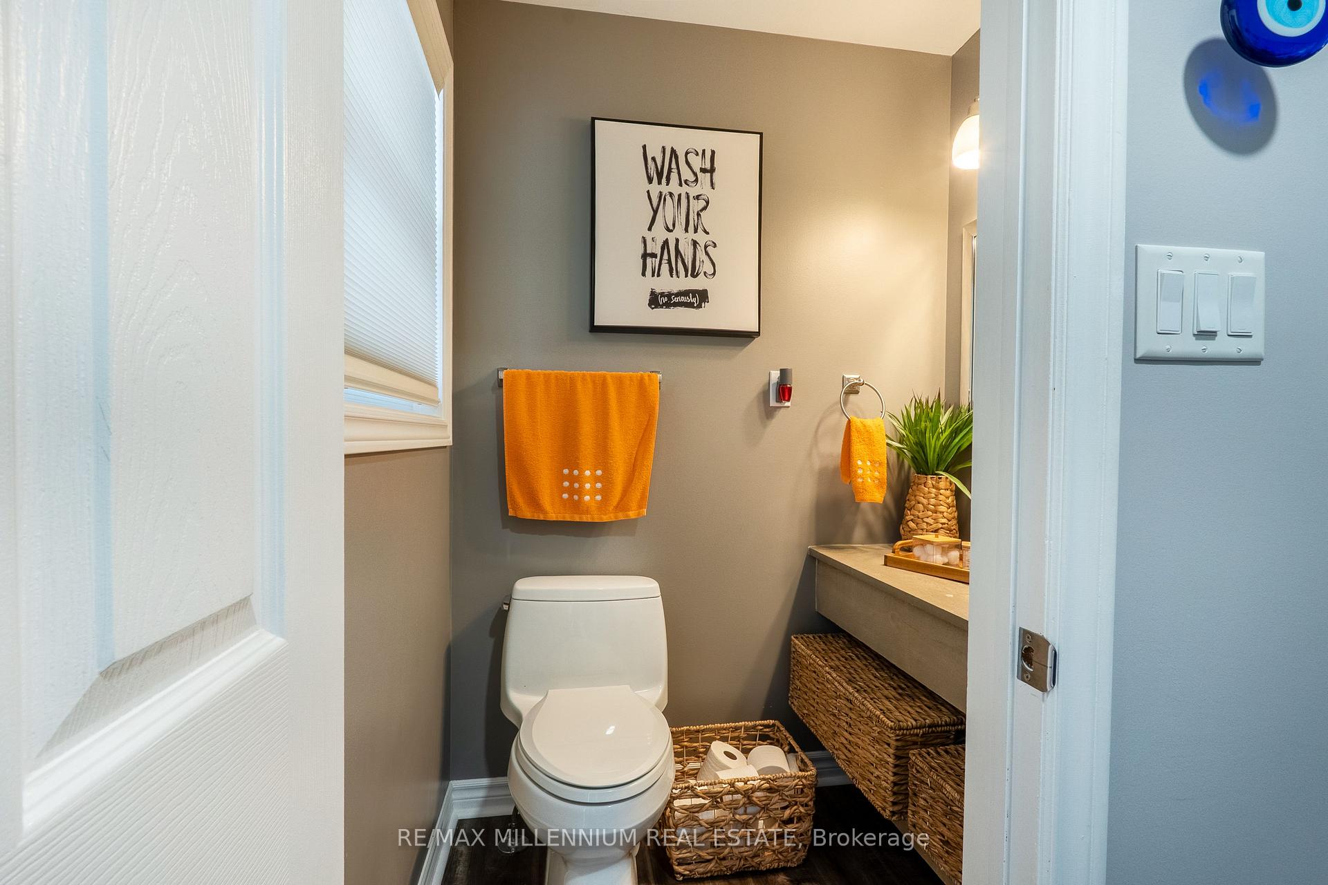 Photo 5 of Unit 11, 230 Meadowbrook Drive, Hamilton, Ancaster — HOMEH