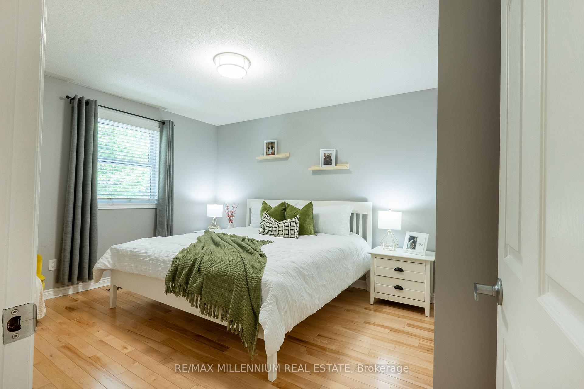 Photo 8 of Unit 11, 230 Meadowbrook Drive, Hamilton, Ancaster — HOMEH
