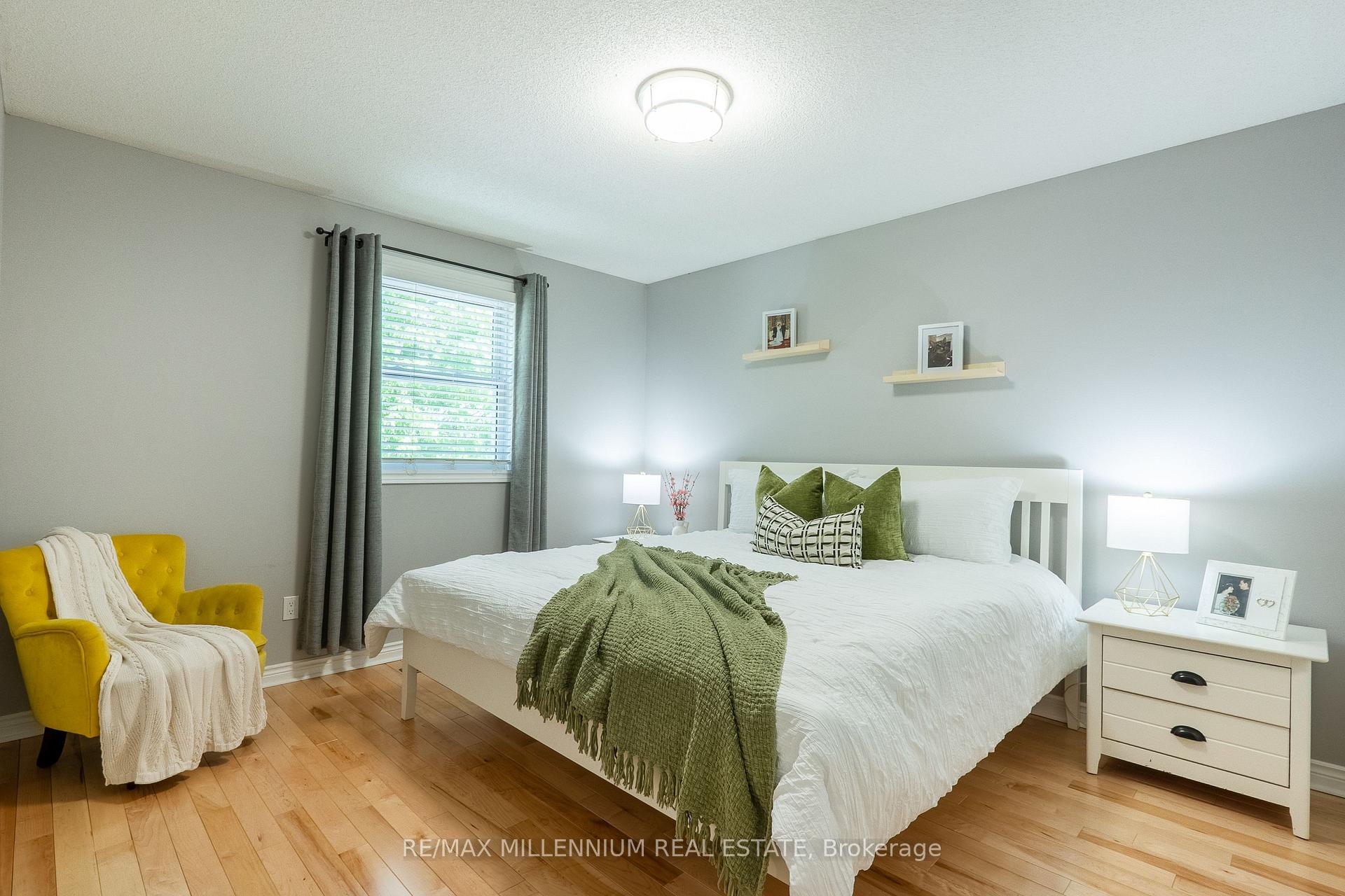Photo 10 of Unit 11, 230 Meadowbrook Drive, Hamilton, Ancaster — HOMEH