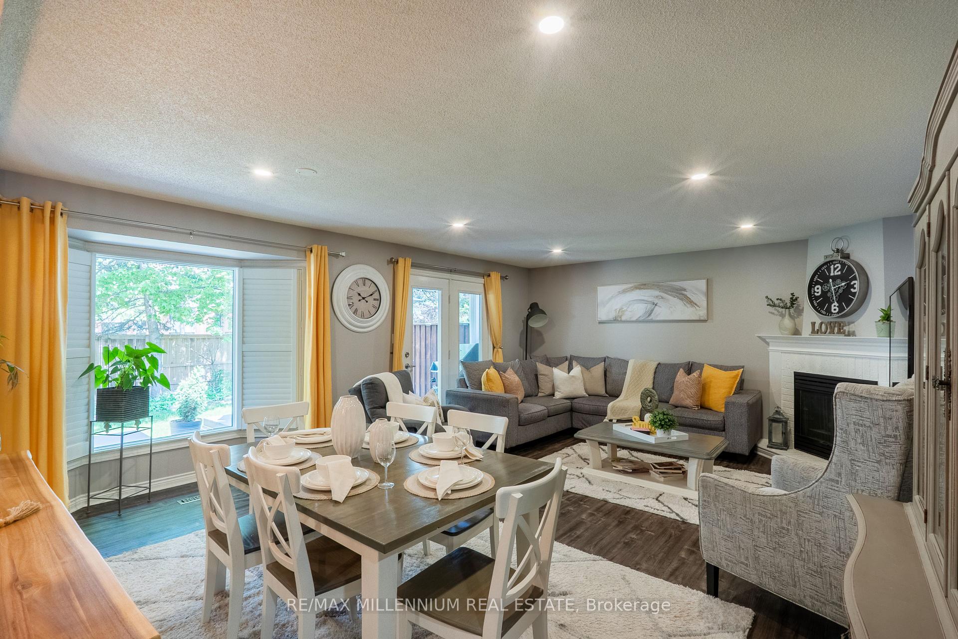 Photo 13 of Unit 11, 230 Meadowbrook Drive, Hamilton, Ancaster — HOMEH