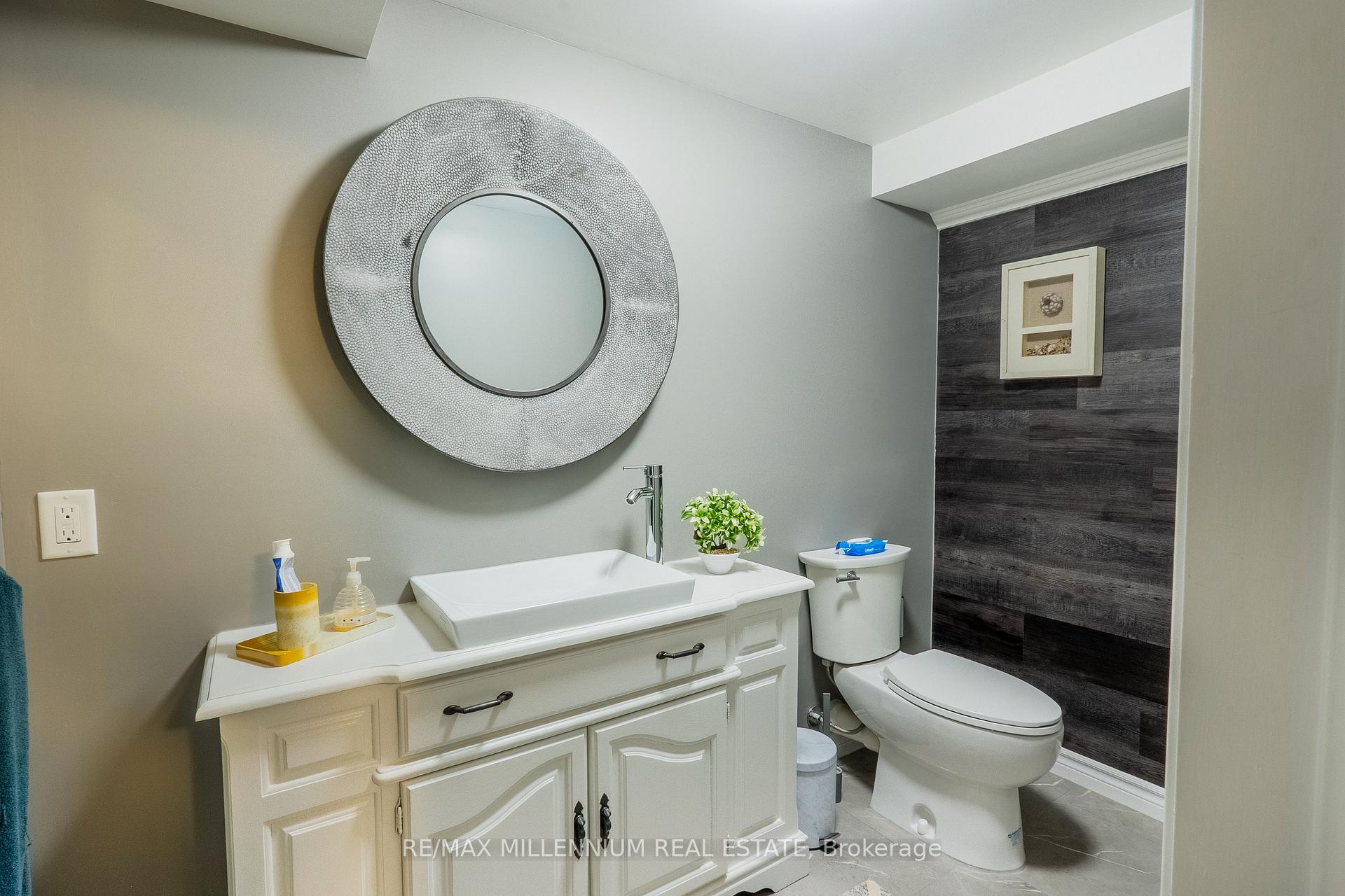 Photo 17 of Unit 11, 230 Meadowbrook Drive, Hamilton, Ancaster — HOMEH