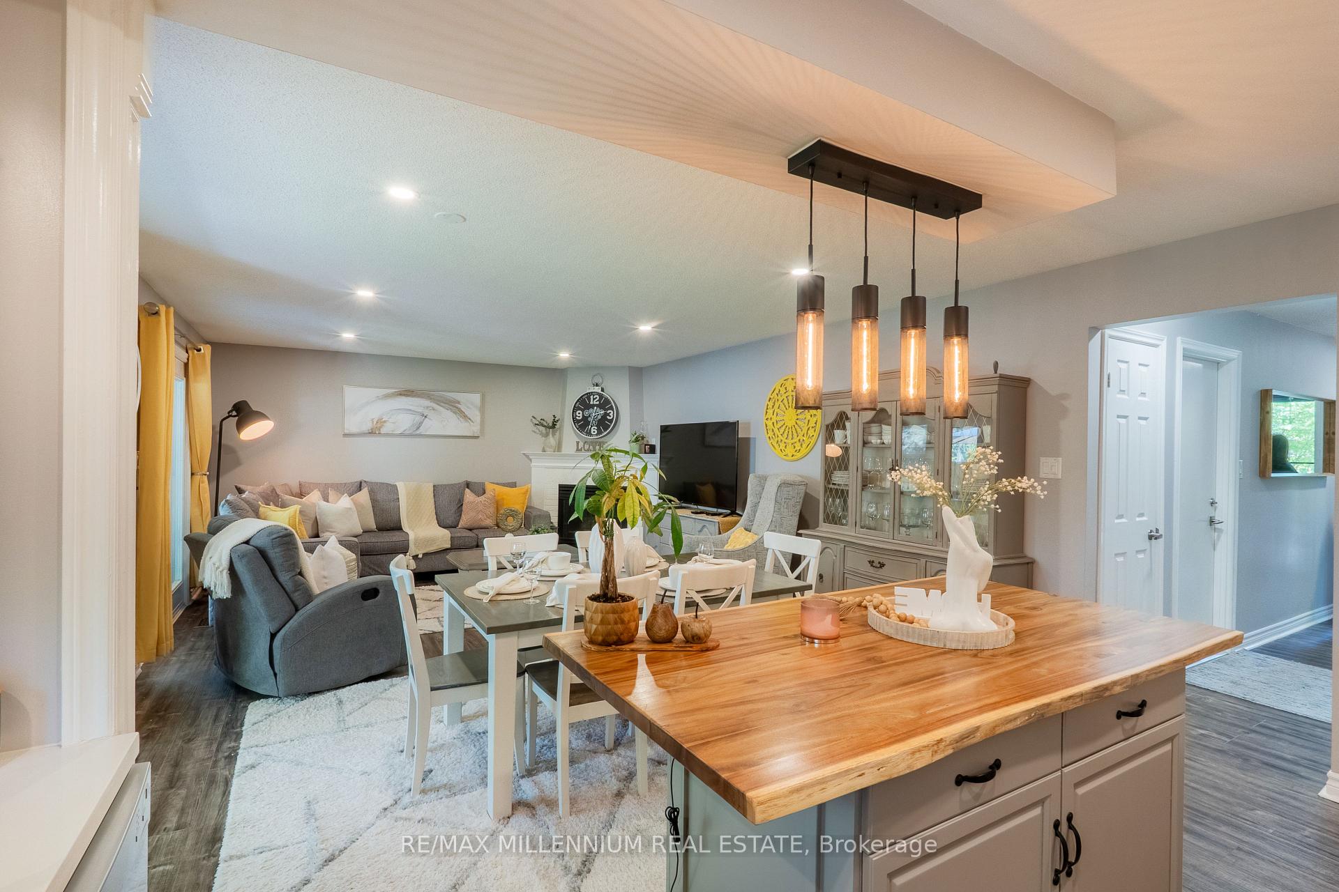 Photo 20 of Unit 11, 230 Meadowbrook Drive, Hamilton, Ancaster — HOMEH